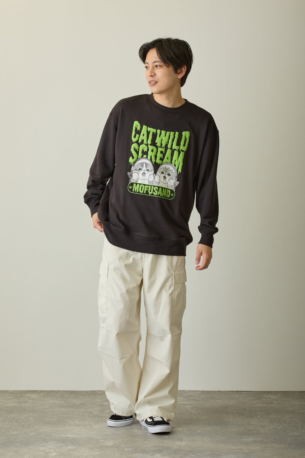 mofusand スウェットシャツ CAT WILD SCREAM ブラック
