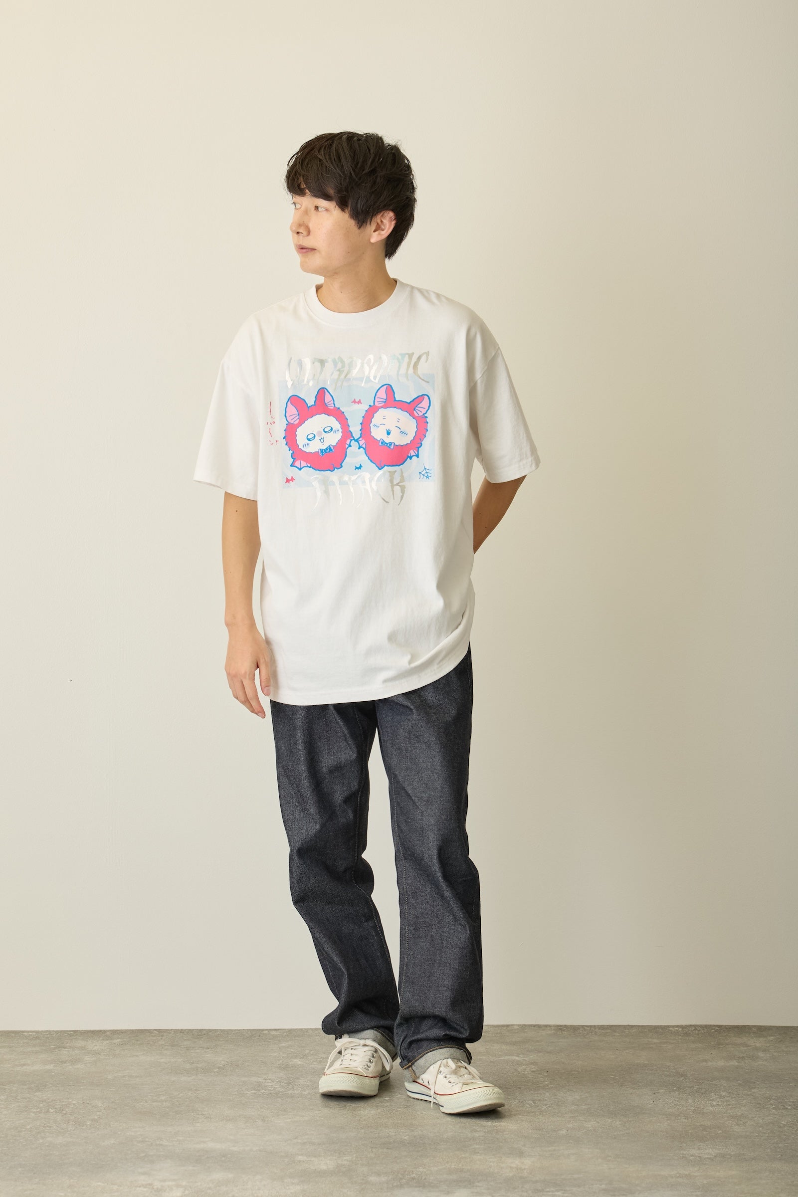 【先行販売】ちいかわ 箔プリントTシャツ ULTRASONIC ATTACK ホワイト