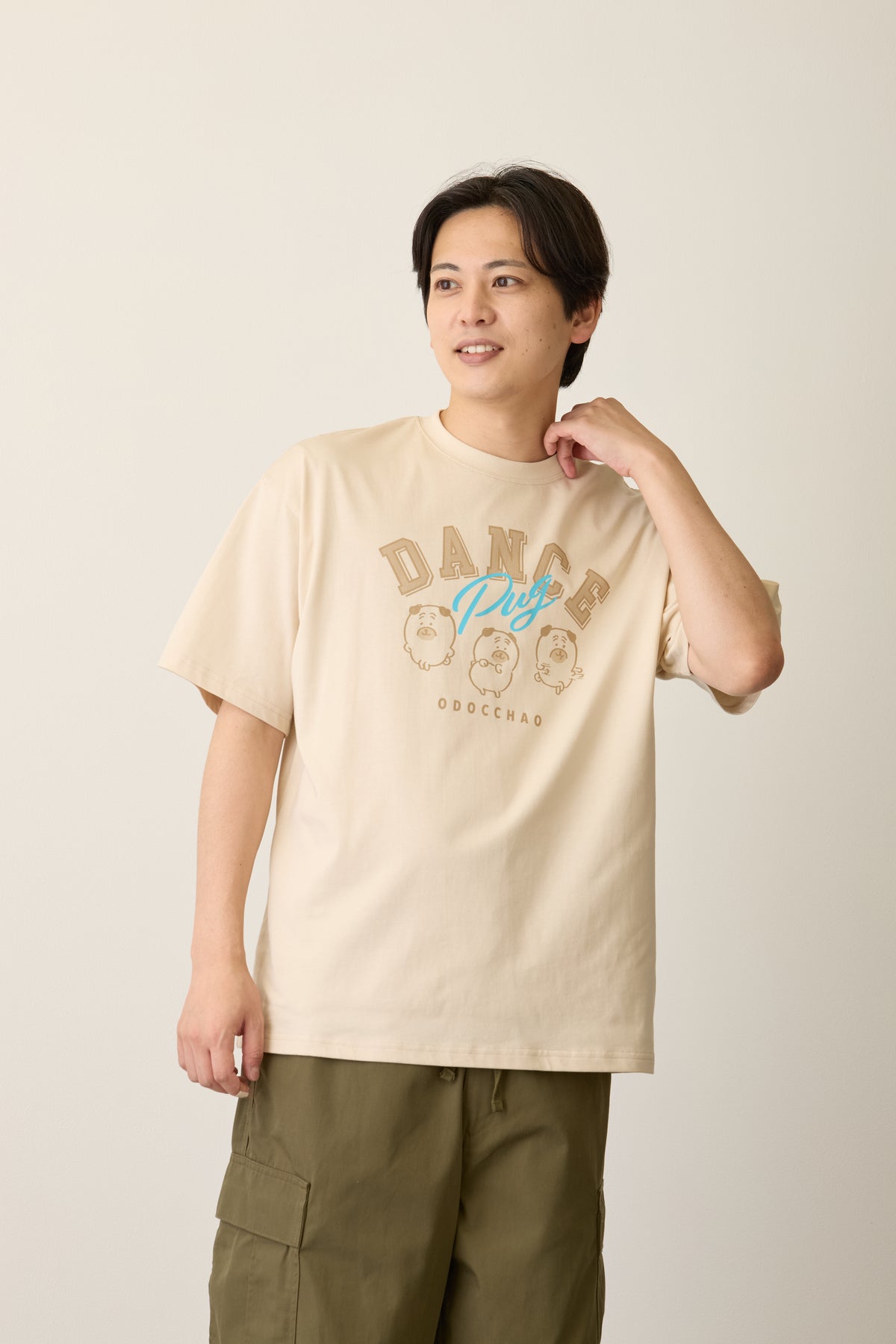 ナガノキャラクターズ Tシャツ DANCE(パグ) オフホワイト