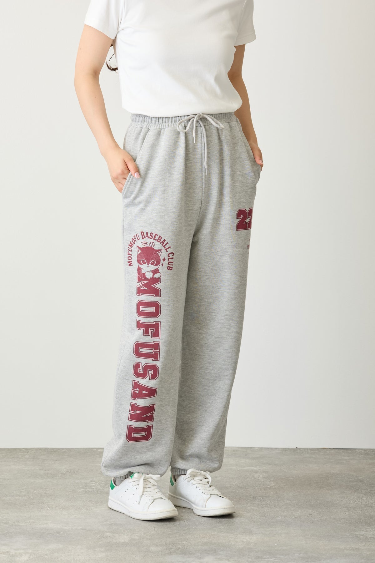 mofusand スウェットパンツ nyaice hit! モクグレー