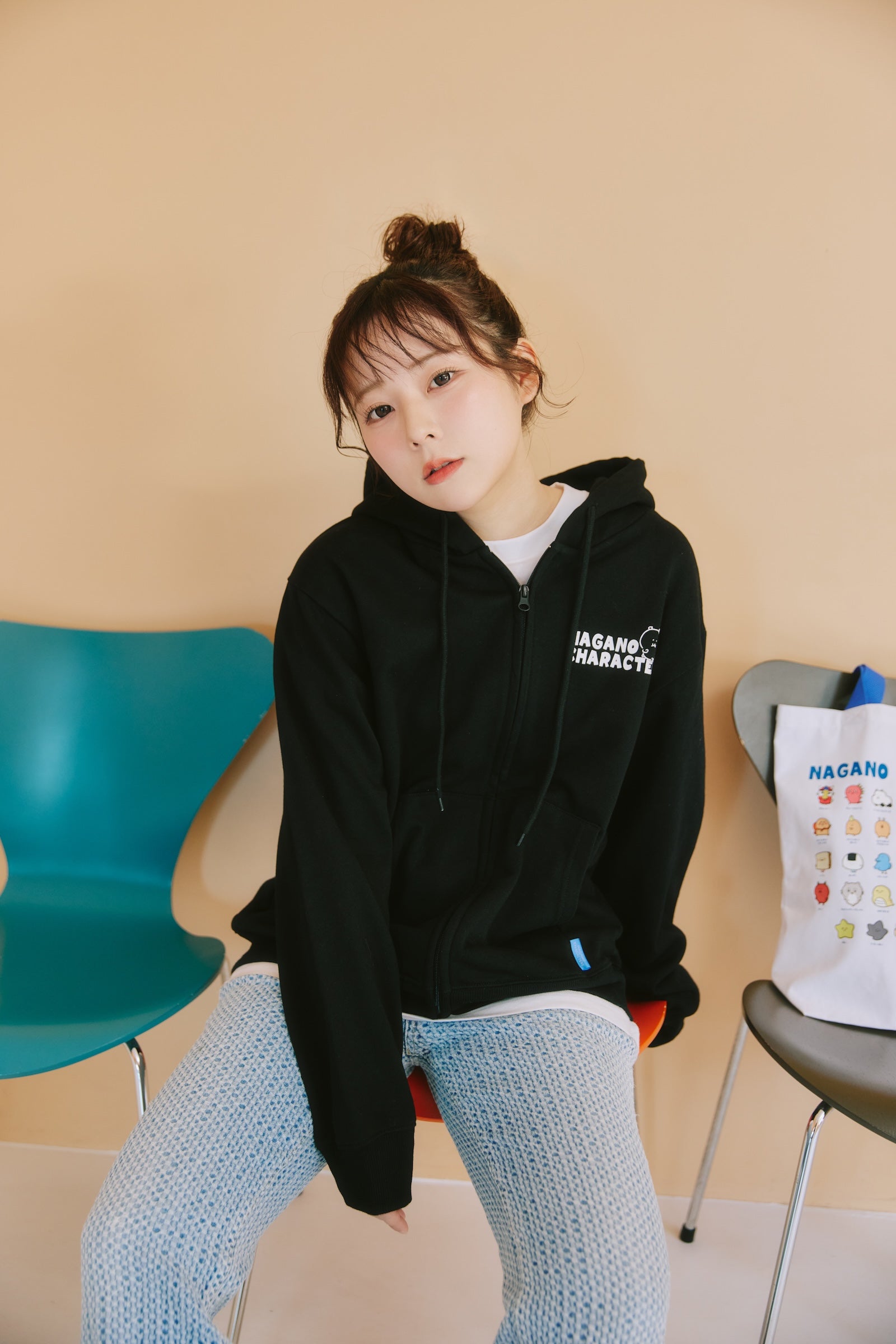 【2BUY10%OFF対象商品】ナガノキャラクターズ ZIPパーカー 集合 ブラック