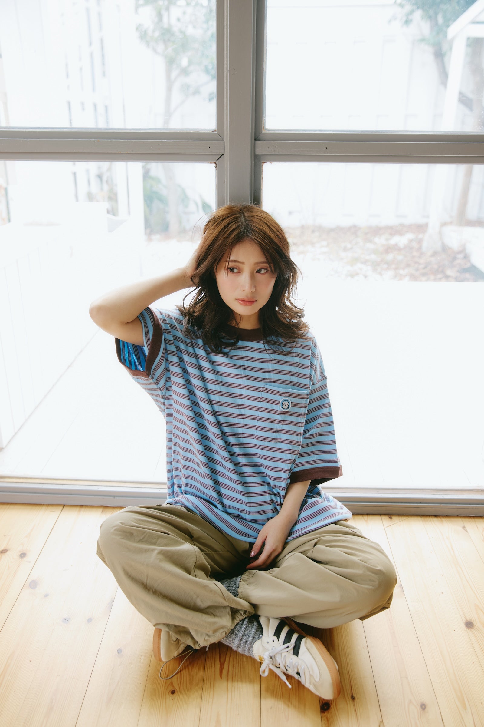 【2BUY10%OFF対象商品】ちいかわ ビッグシルエットポケットTシャツ Robert P.Miller×Talking ハチワレ BLUEBERRY