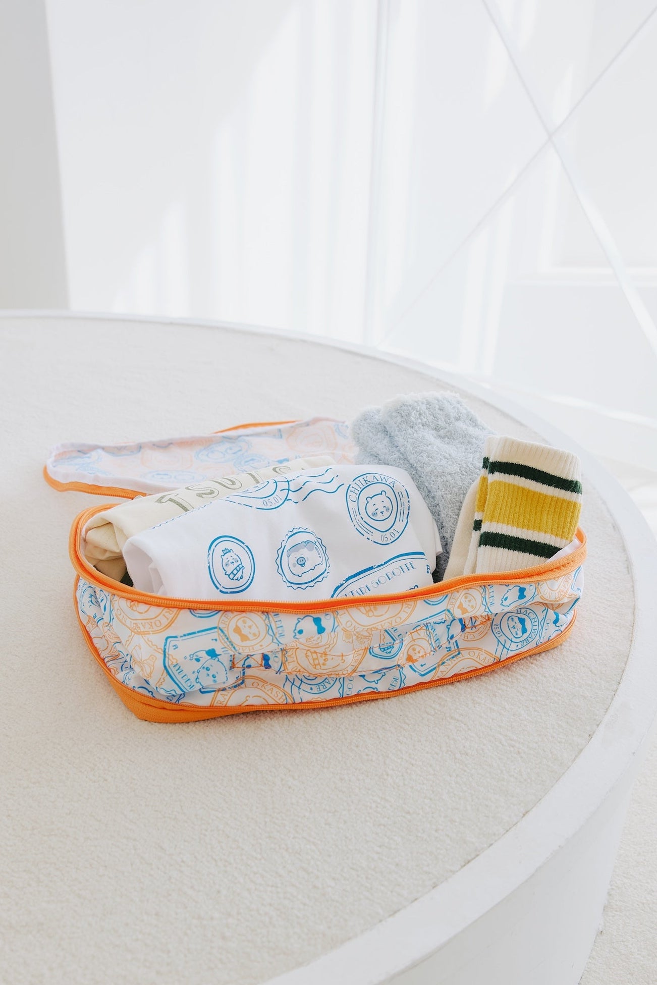 ちいかわ 圧縮バッグ スタンプデザイン オレンジ ONE