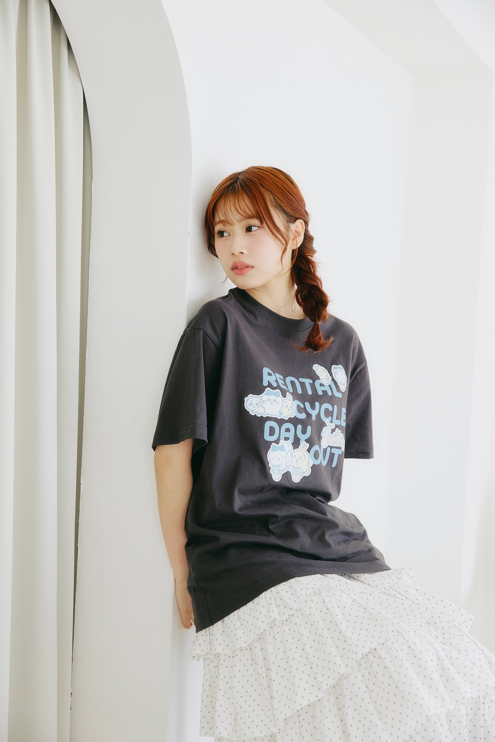 ちいかわ Tシャツ レンタサイクルでおでかけ スミ