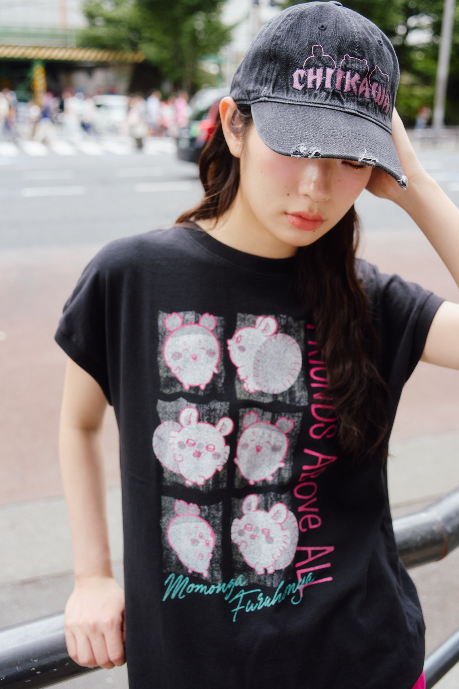 【7月中旬以降お届け】ちいかわ ワイドノースリーブ RIENDS ABOVE ALL ブラック
