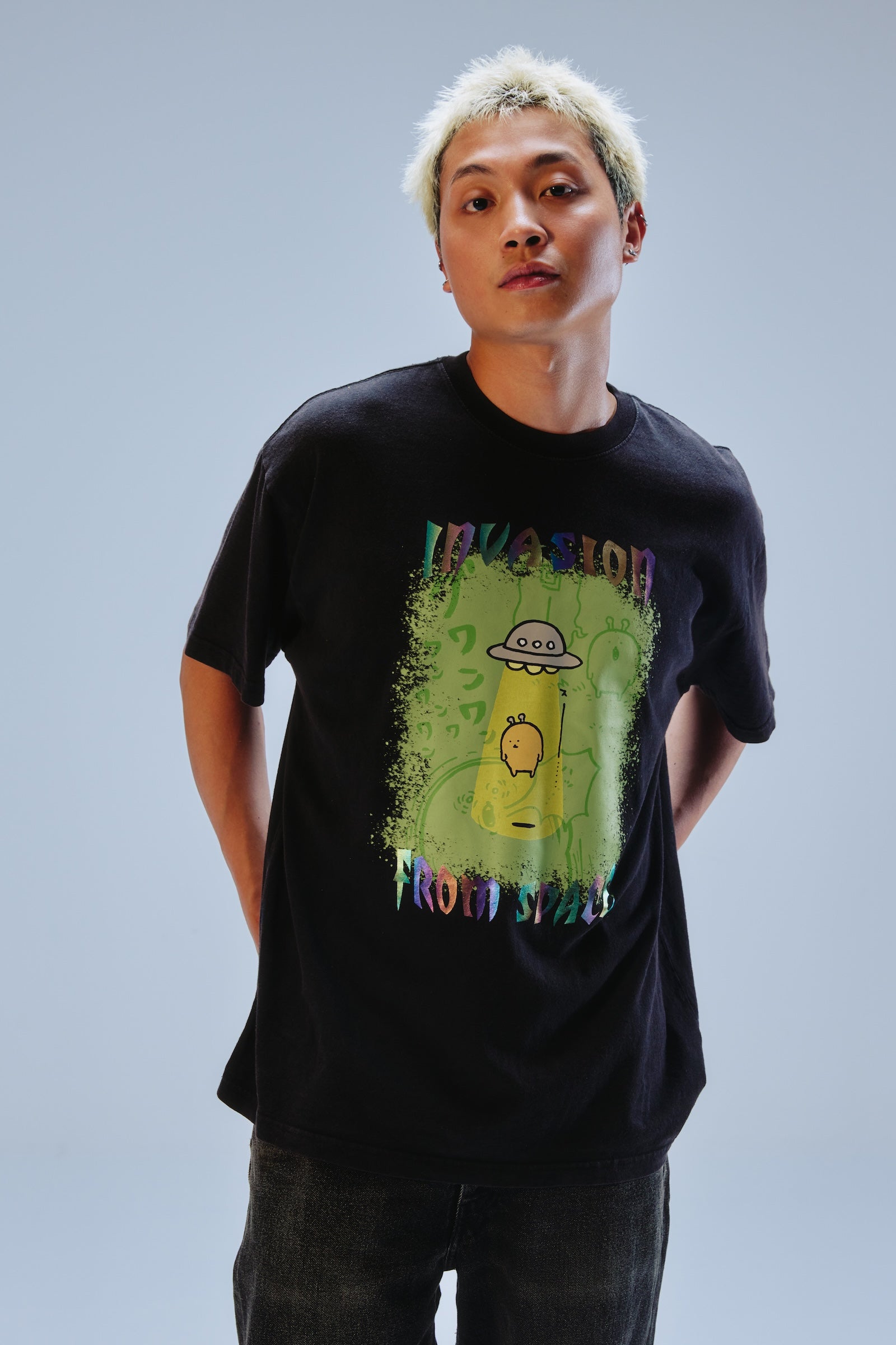 【先行販売】ナガノキャラクターズ 箔プリントTシャツ もぐらコロッケ(宇宙人) ブラック
