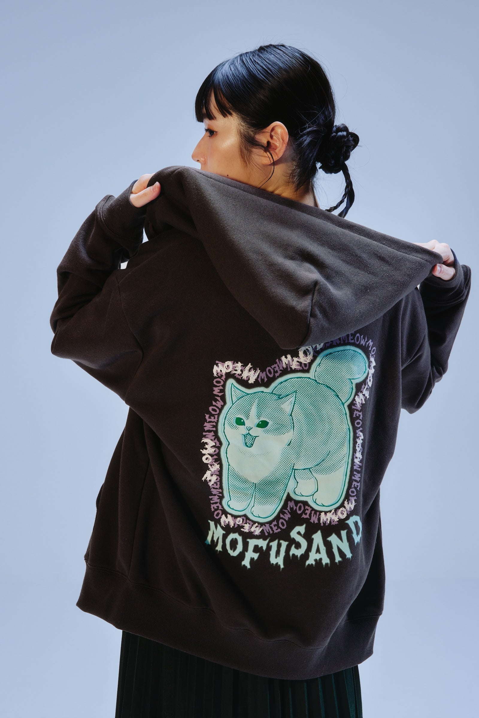 mofusand ジップパーカー MEOWING CATS スミクロ