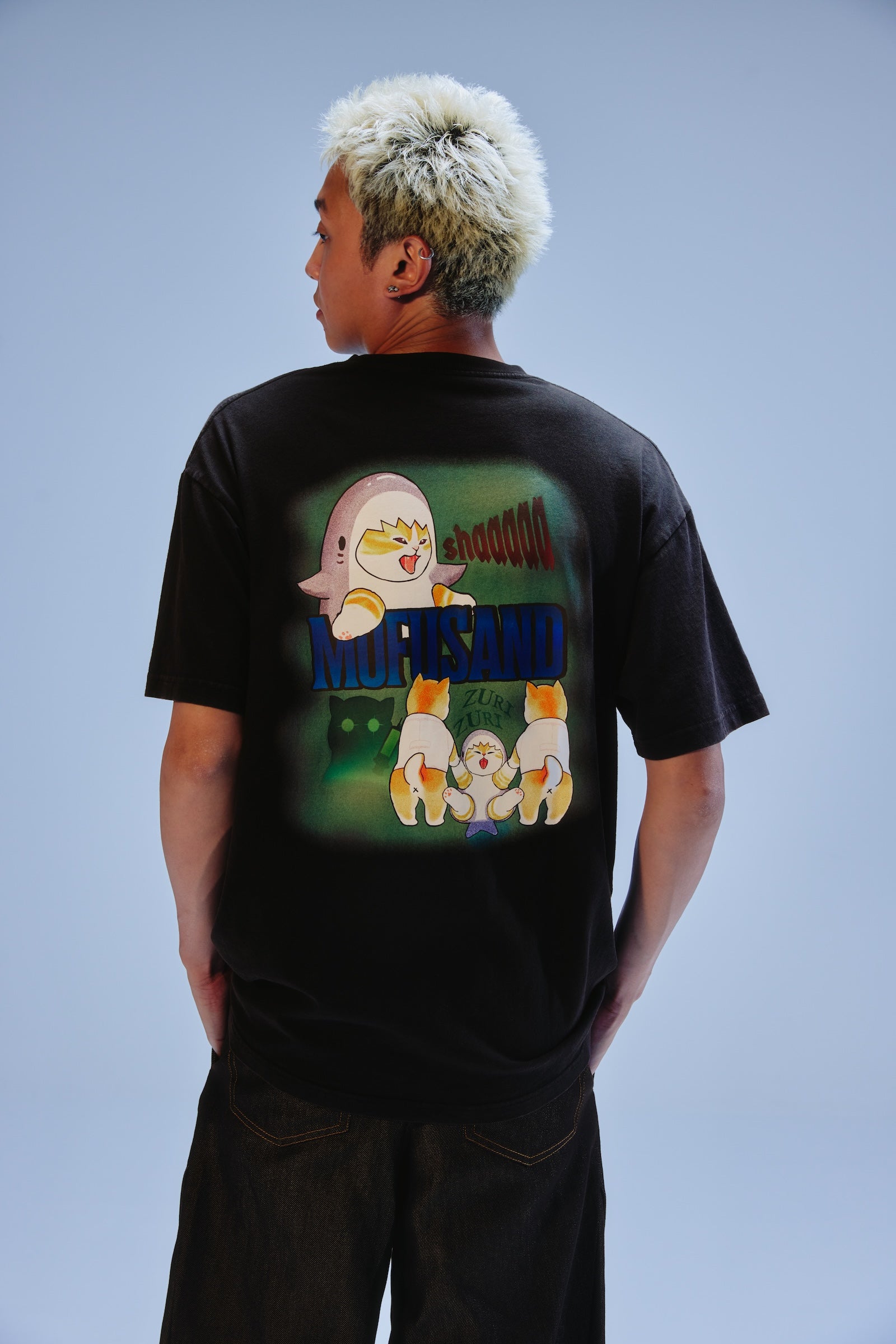 【先行販売】mofusand Tシャツ ホラーサメにゃん ブラック