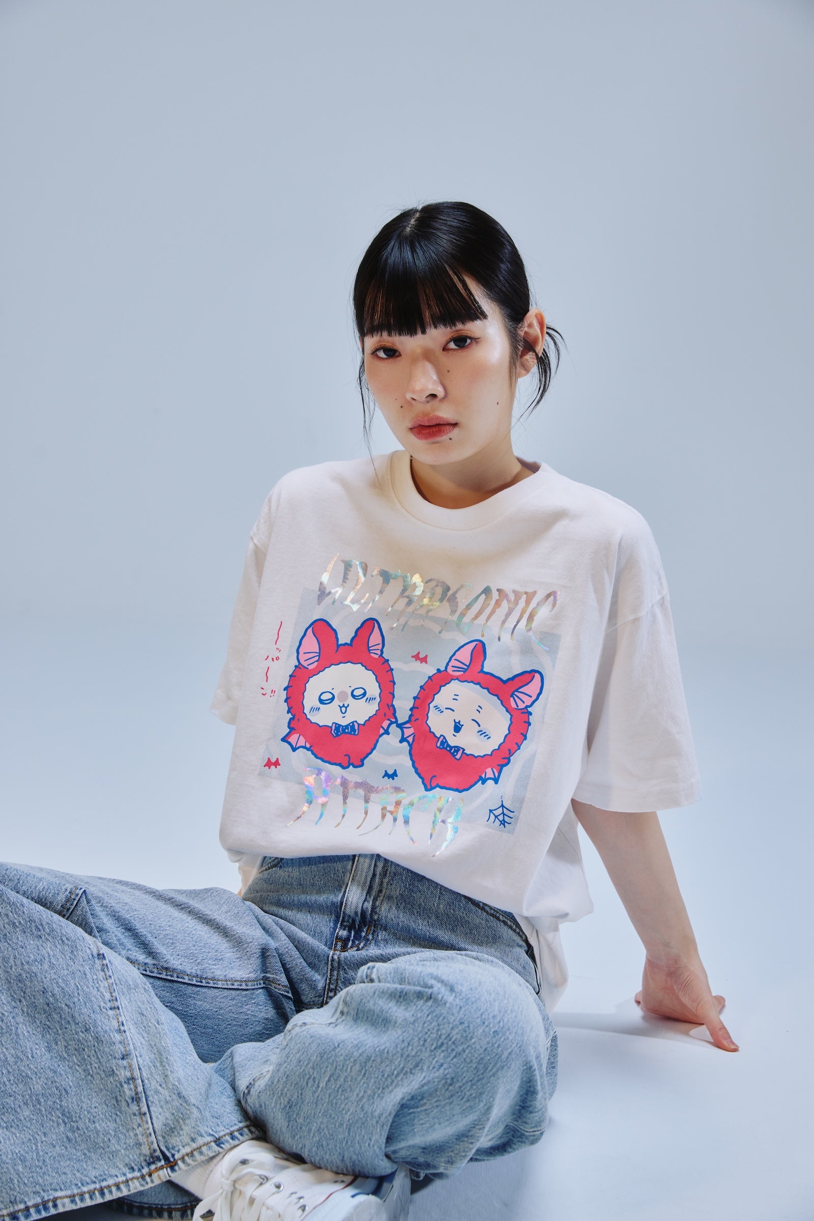 【先行販売】ちいかわ 箔プリントTシャツ ULTRASONIC ATTACK ホワイト