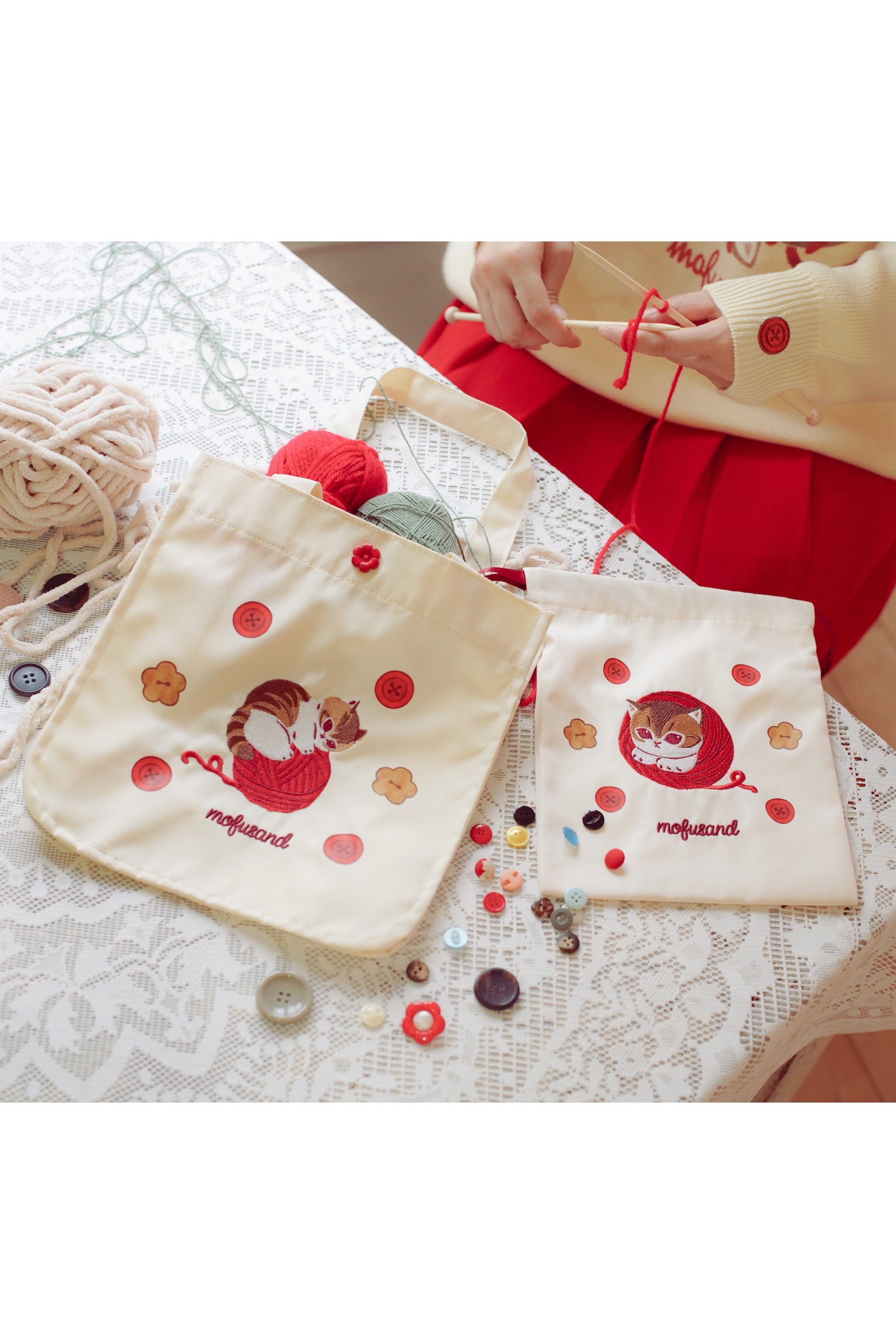 【2BUY10%OFF対象商品】mofusand ランチトートバッグ 毛糸玉 ころにゃん ナチュラル