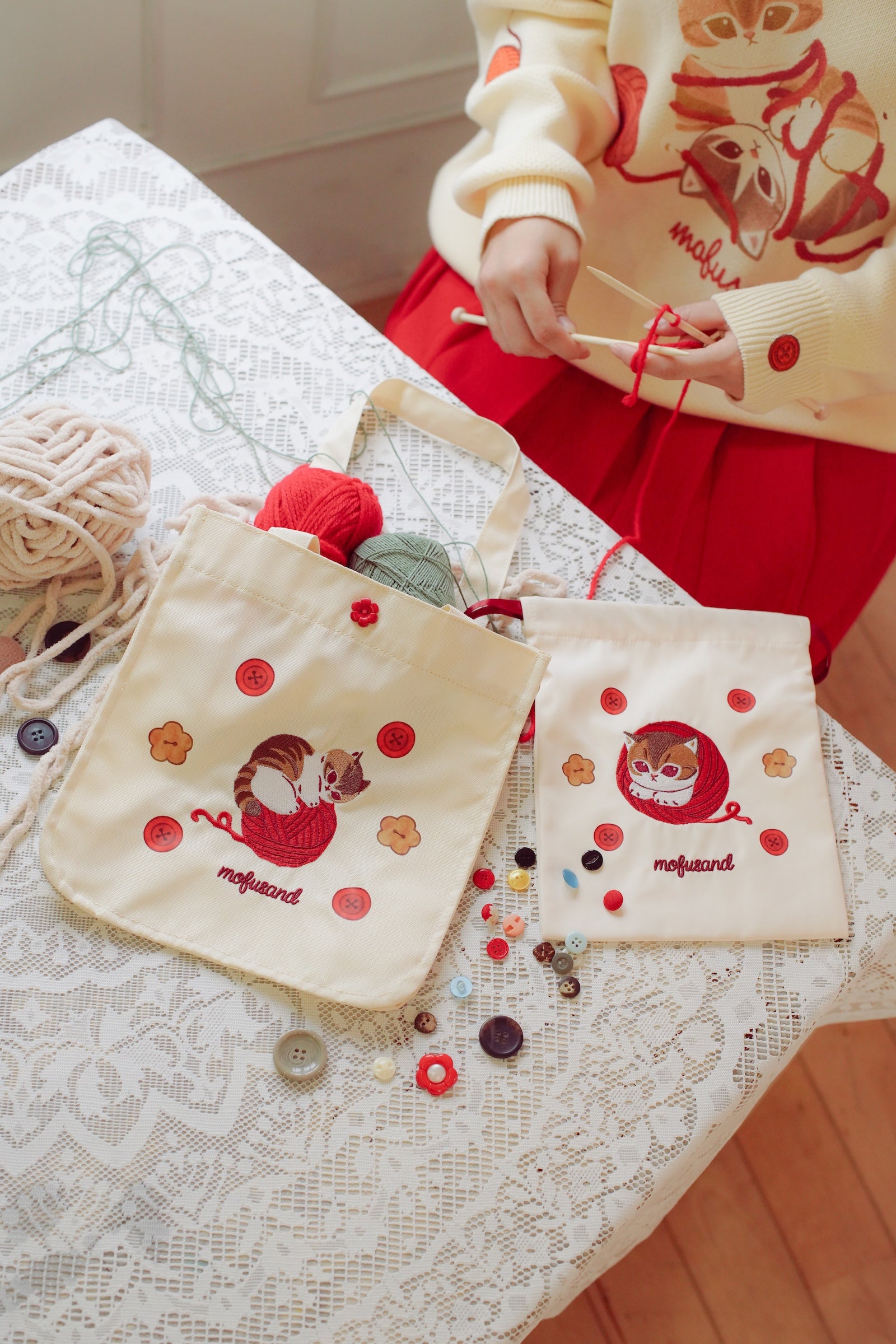 【2BUY10%OFF対象商品】mofusand ランチトートバッグ 毛糸玉 ころにゃん ナチュラル