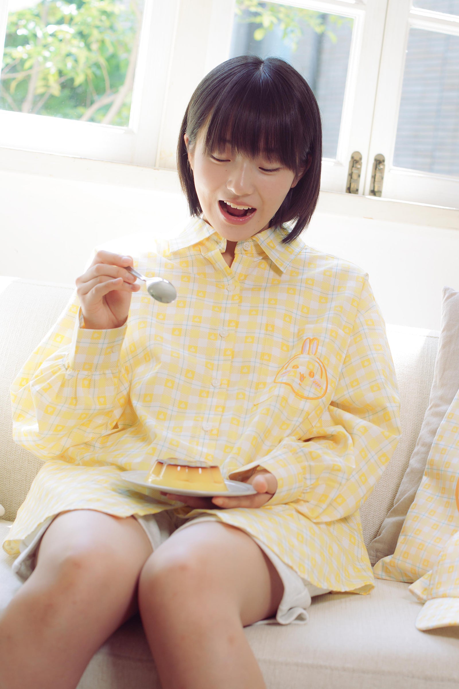 ちいかわ チェックシリーズ シャツ うさぎ イエロー