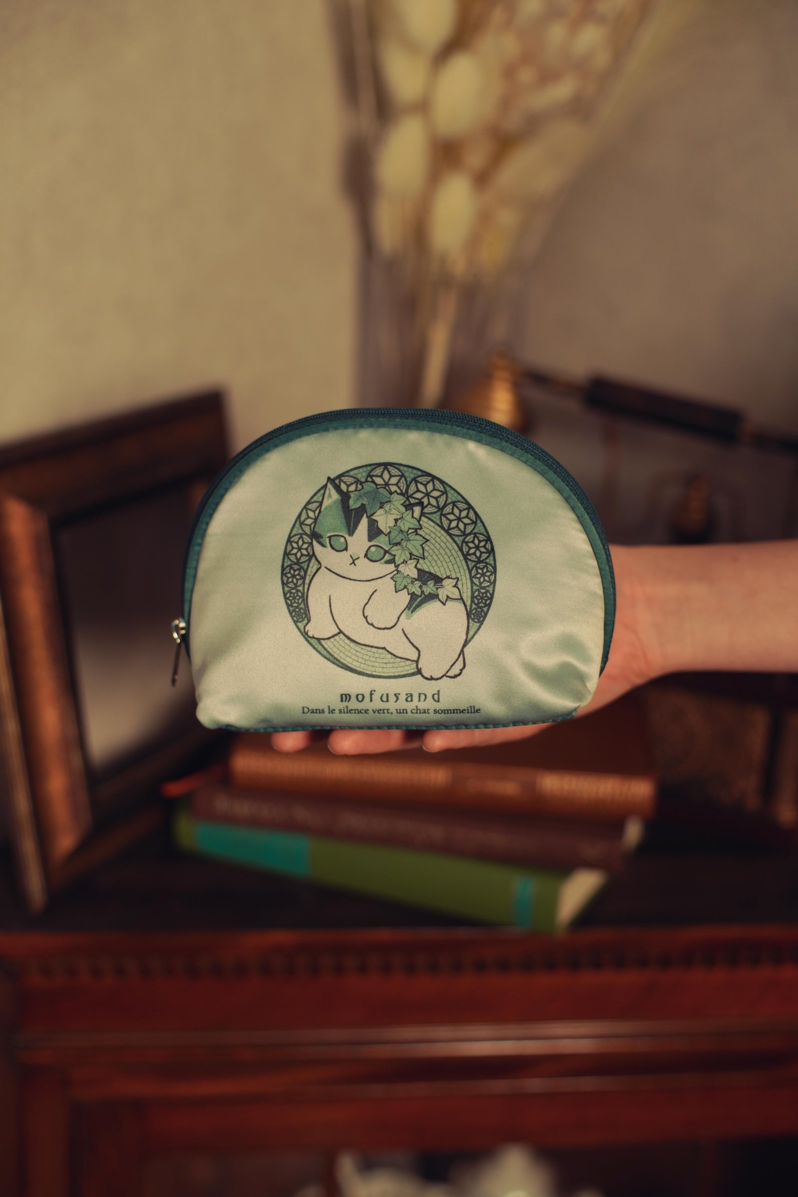 【2BUY10%OFF対象商品】mofusand ポーチ アールヌーヴォー風 アイビー セージグリーン