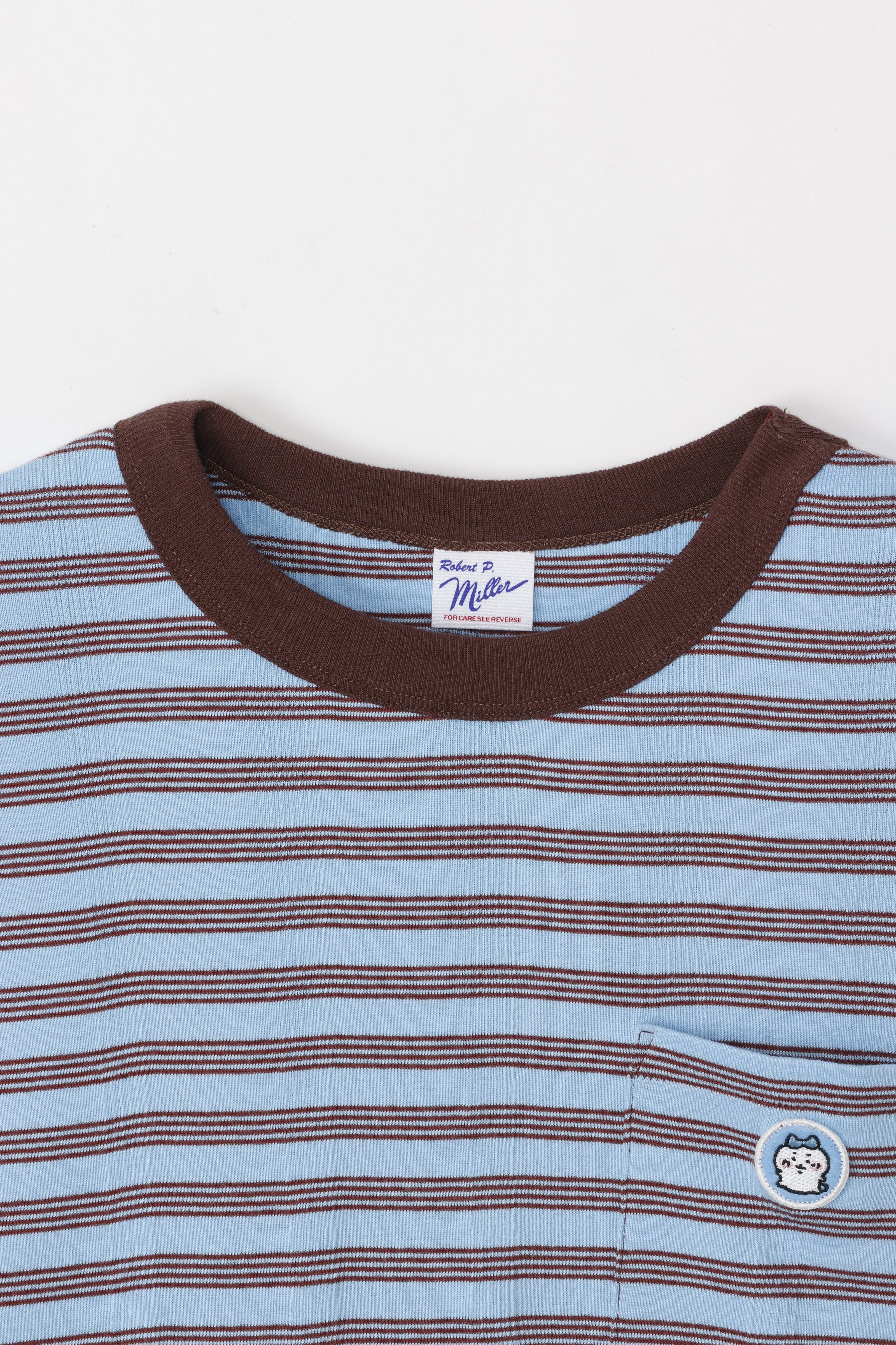 【2BUY10%OFF対象商品】ちいかわ ビッグシルエットポケットTシャツ Robert P.Miller×Talking ハチワレ BLUEBERRY