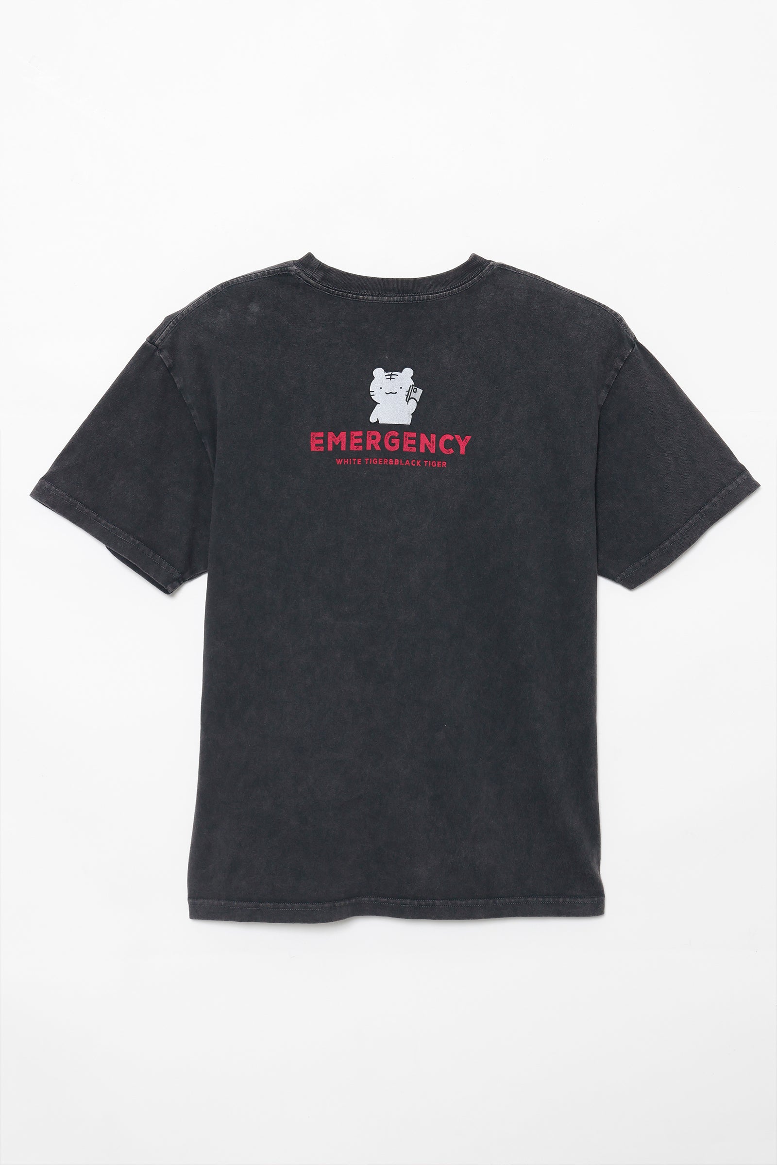 【7月中旬以降お届け】ホワイトタイガーとブラックタイガー Tシャツ ブラックタイガー BONFIRE スミ