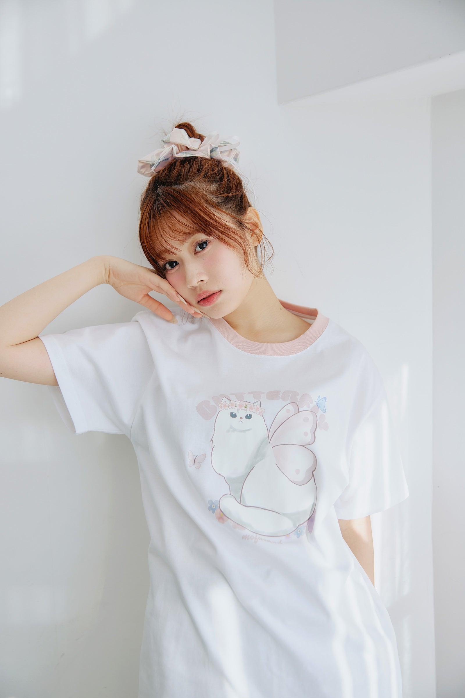 mofusand Tシャツ ちょうちょにゃん ももはねにゃん ホワイト
