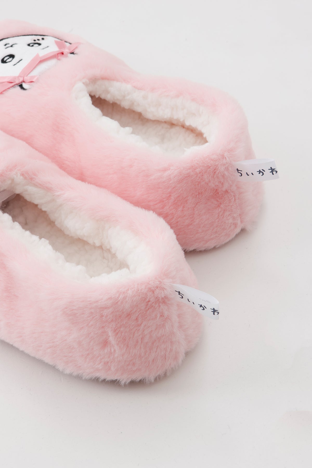 【追加生産予約】ちいかわ ルームシューズ ちいかわリボン ピンク