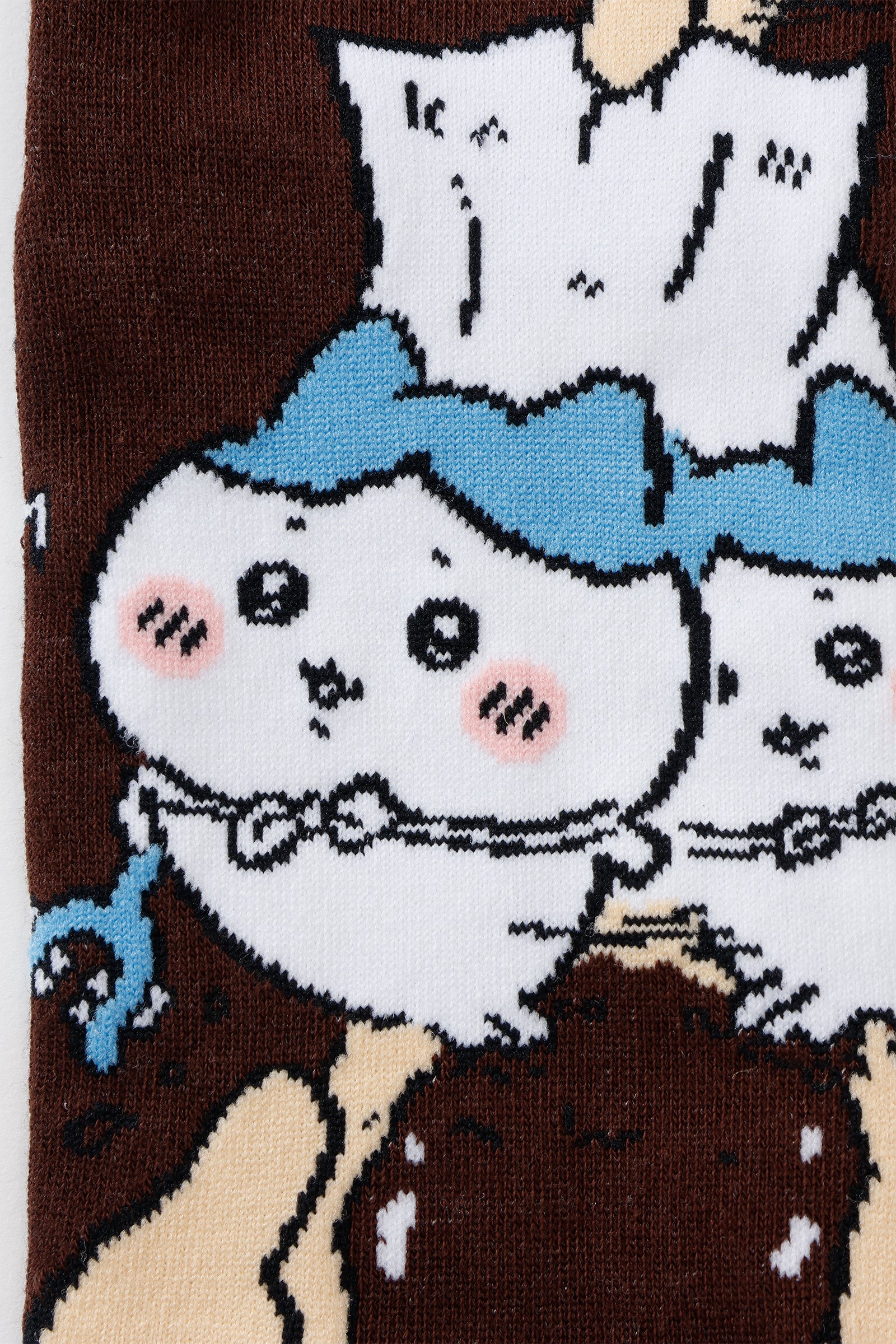 ちいかわ クルーソックス ハチワレ チップチャップ 23-25cm