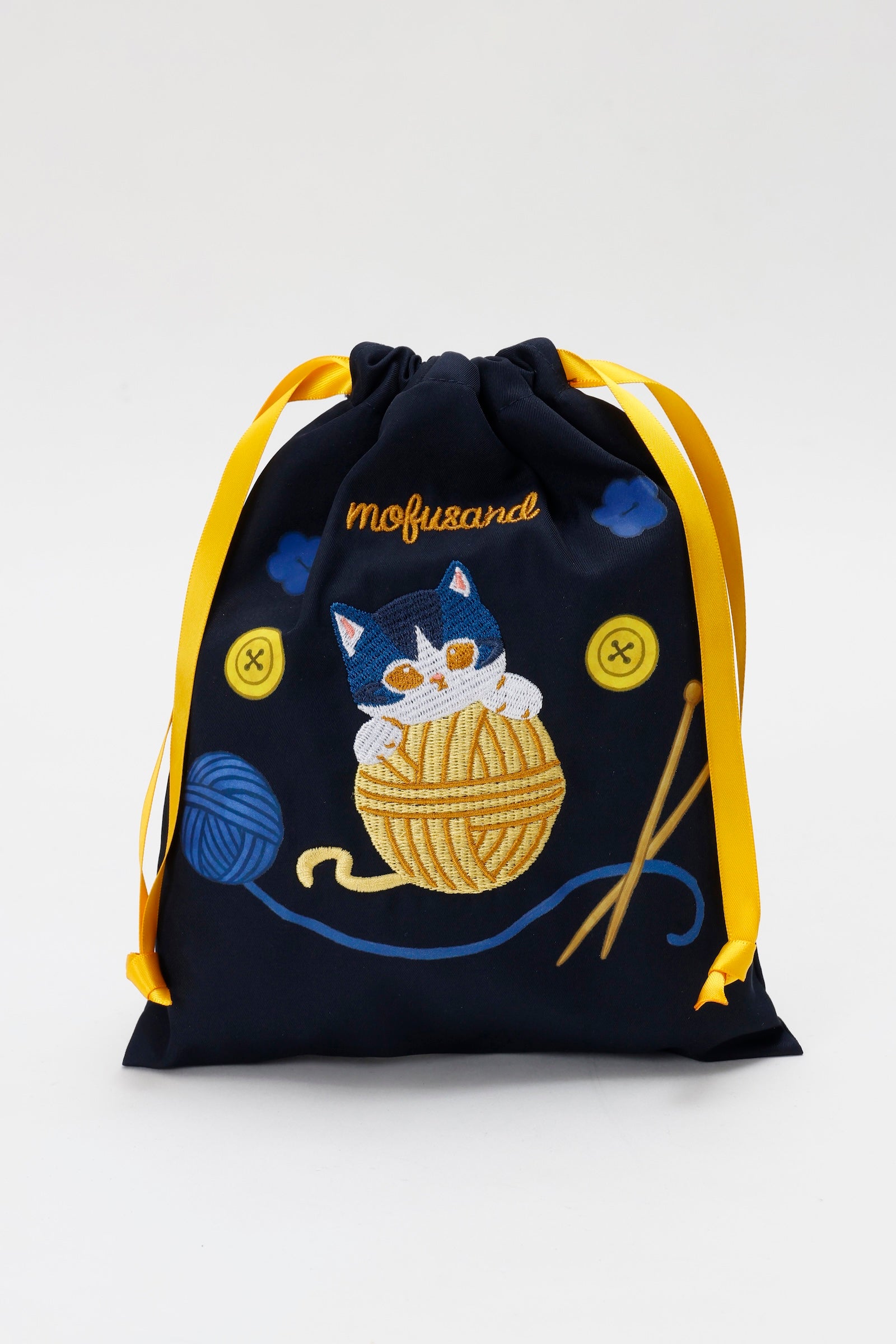 【2BUY10%OFF対象商品】mofusand 巾着 毛糸玉 だっこにゃん ネイビー