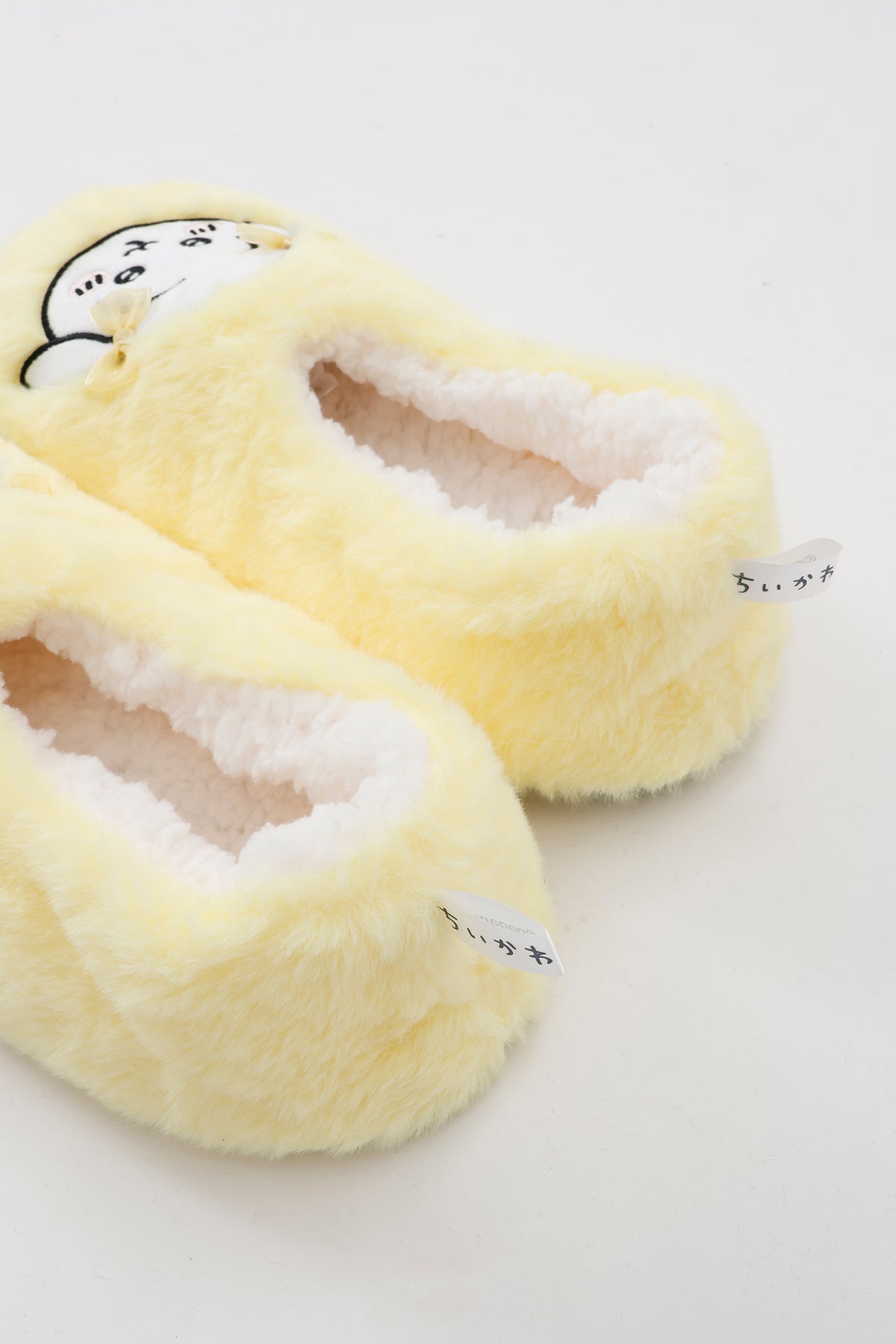【追加生産予約】ちいかわ ルームシューズ うさぎリボン イエロー