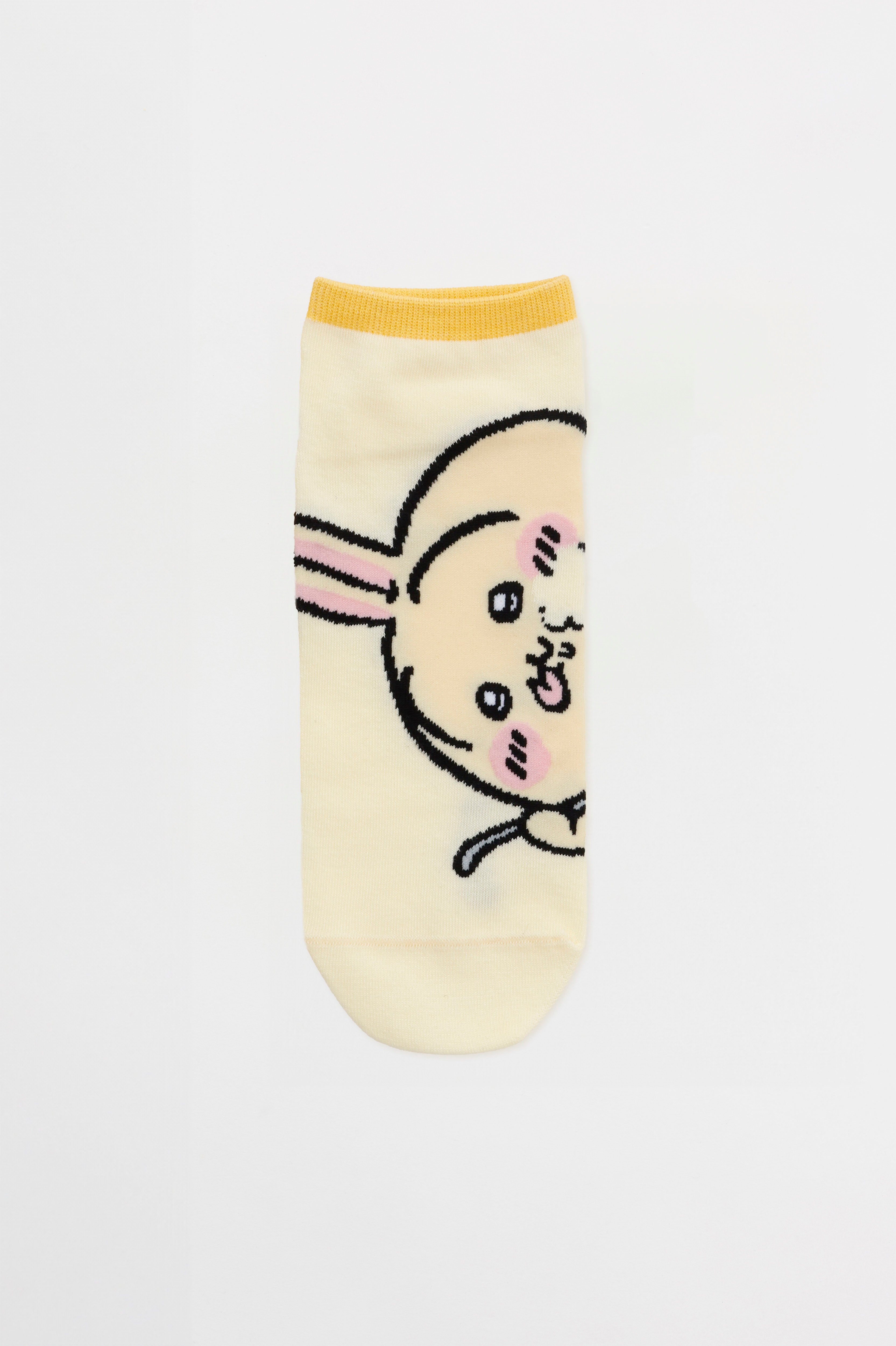 【2BUY10%OFF対象商品】ちいかわ クルーソックス うさぎアップ ライトイエロー 23～25cm