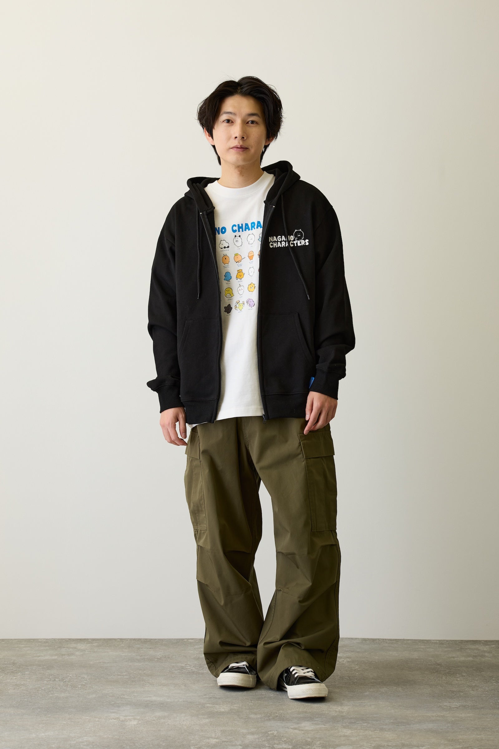 【2BUY10%OFF対象商品】ナガノキャラクターズ ZIPパーカー 集合 ブラック