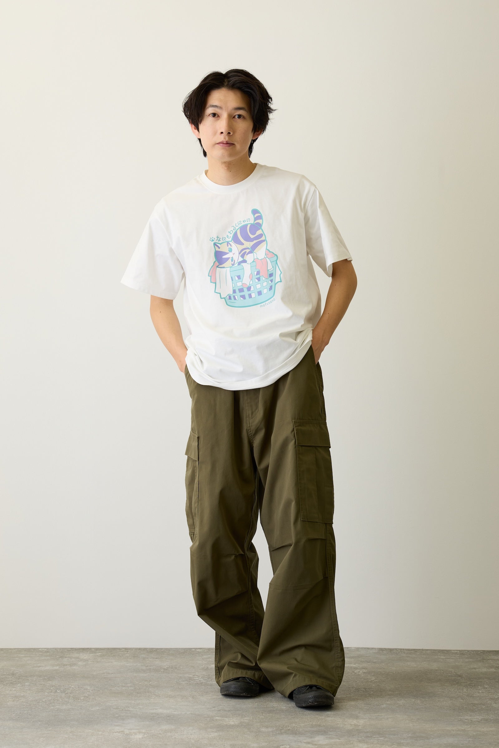 【2BUY10%OFF対象商品】mofusand Tシャツ なにもわるくにゃい 洗濯物だいすきにゃん ホワイト