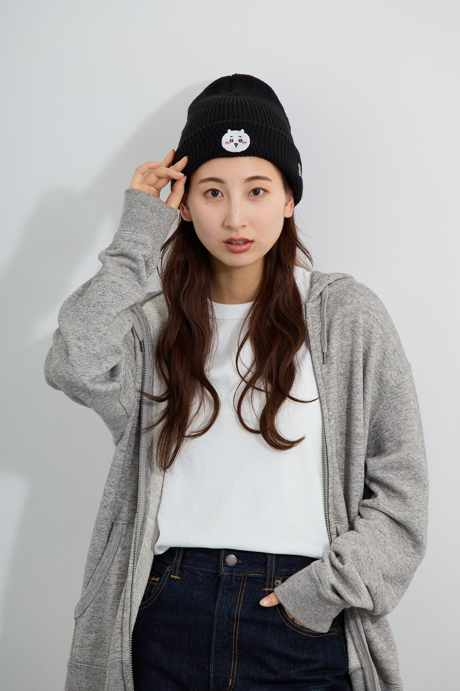 勝又イチローNEW ERAちいかわSoft Cuff Knit黒、グレー NEW ERA® SOFT CUFF KNIT ちいかわ BLACK