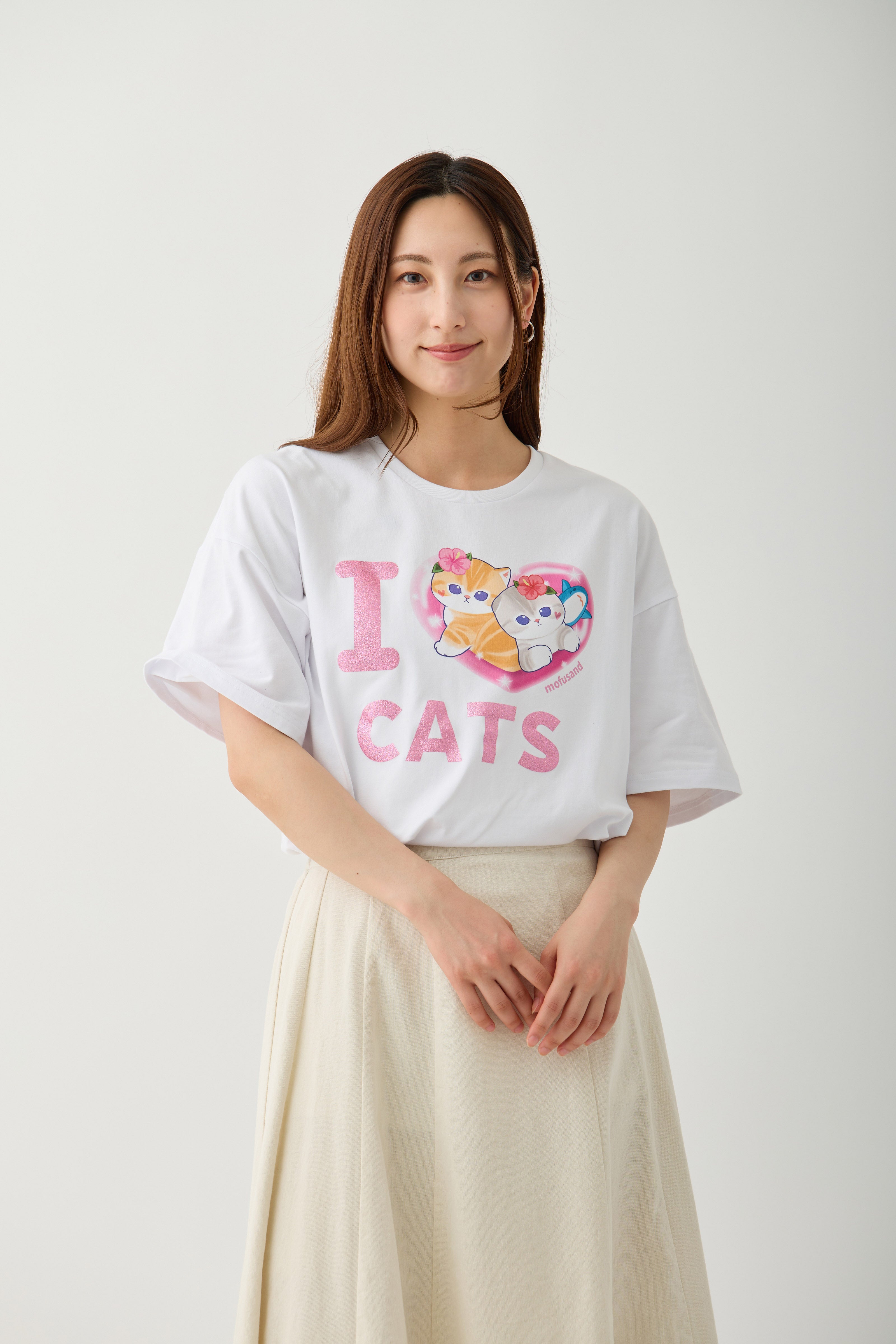 【2BUY10%OFF対象商品】mofusand Tシャツ ぎゃるにゃん IOVE CATS ホワイト