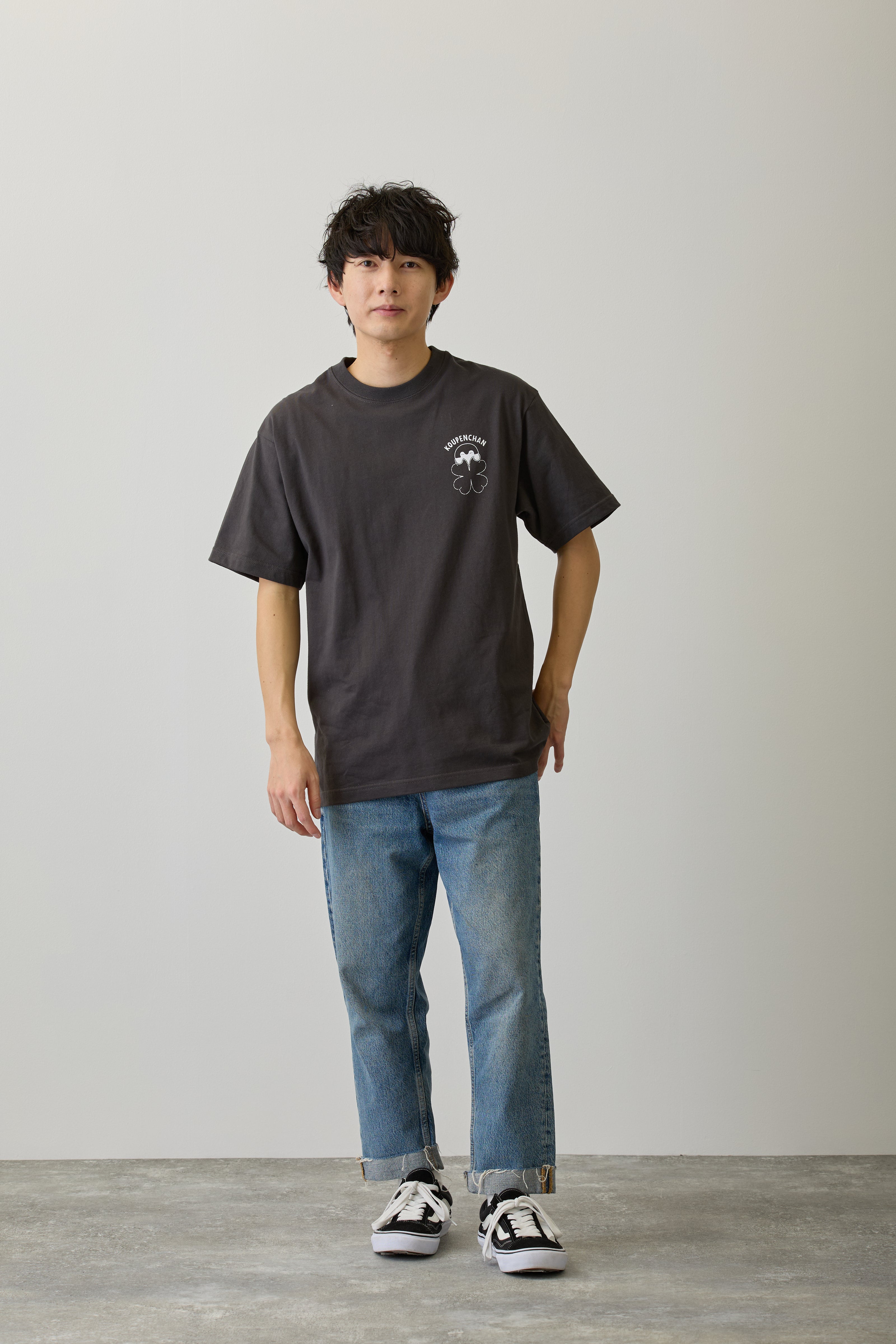 コウペンちゃん Tシャツ クローバー探し スミ