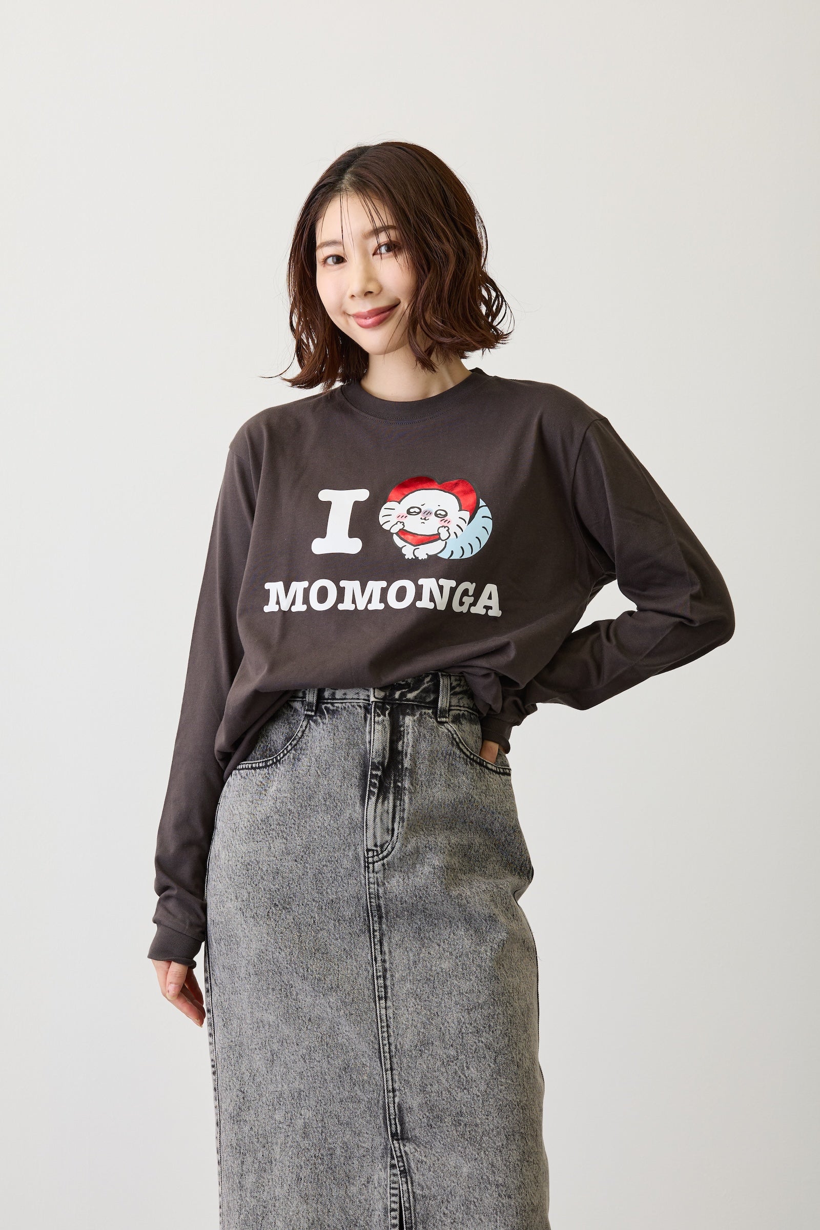 ちいかわ 長袖Tシャツ I LOVE MOMONGA スミ