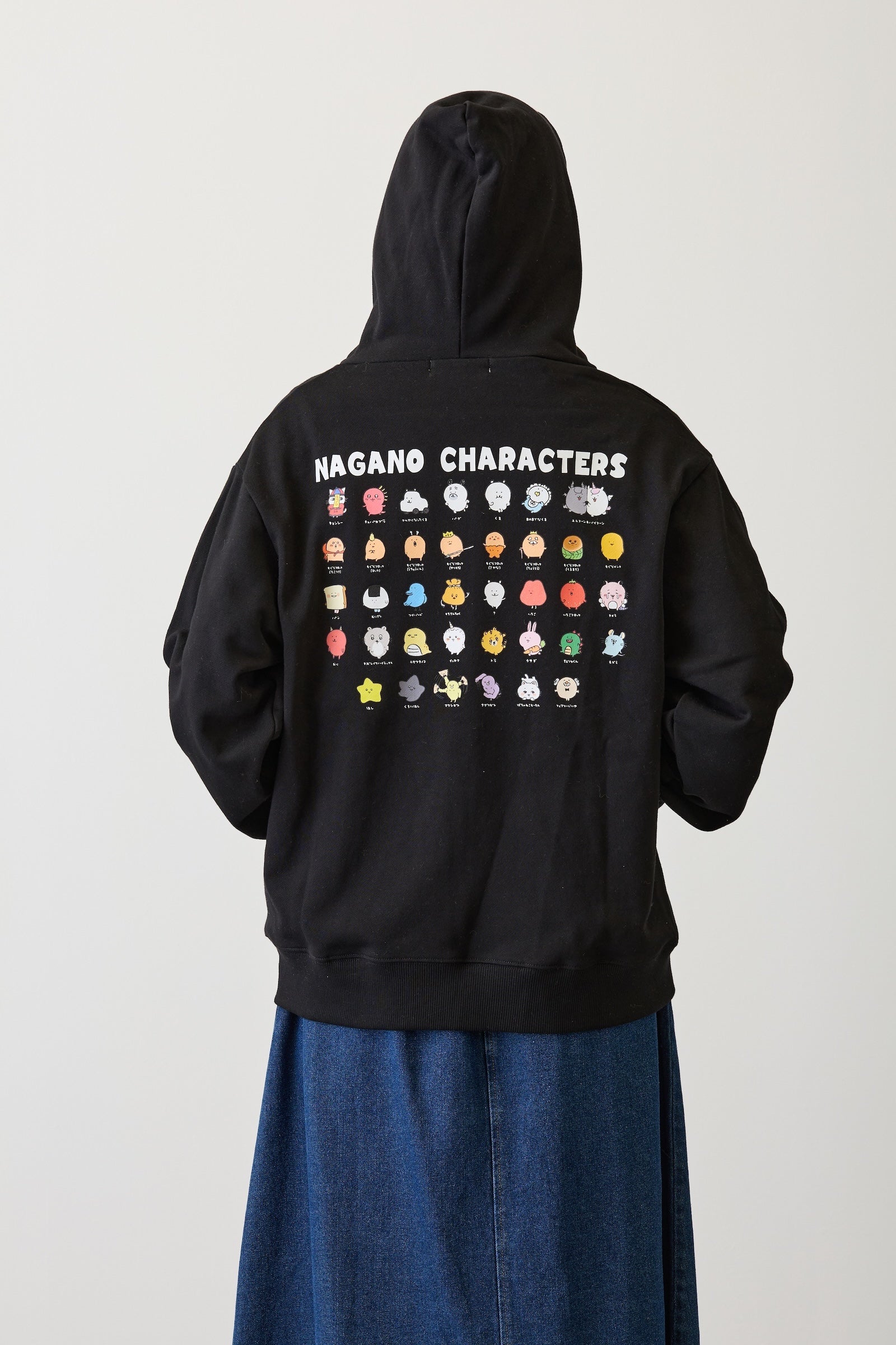 【2BUY10%OFF対象商品】ナガノキャラクターズ ZIPパーカー 集合 ブラック