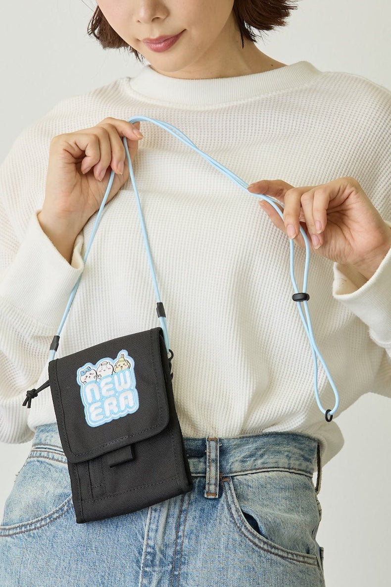 スクエアネックポーチ 0.5L ちいかわ / ちいかわ・ハチワレ・うさぎ ブラック