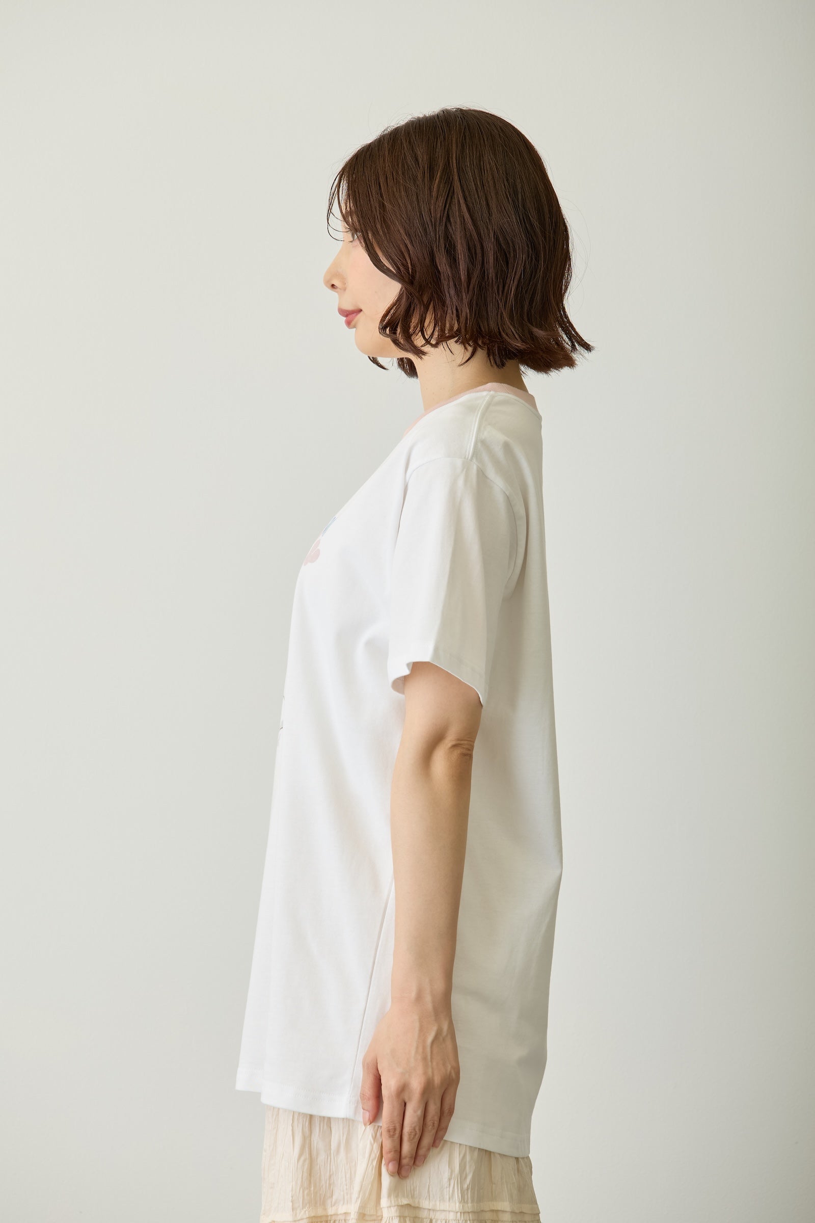 mofusand Tシャツ ちょうちょにゃん ももはねにゃん ホワイト