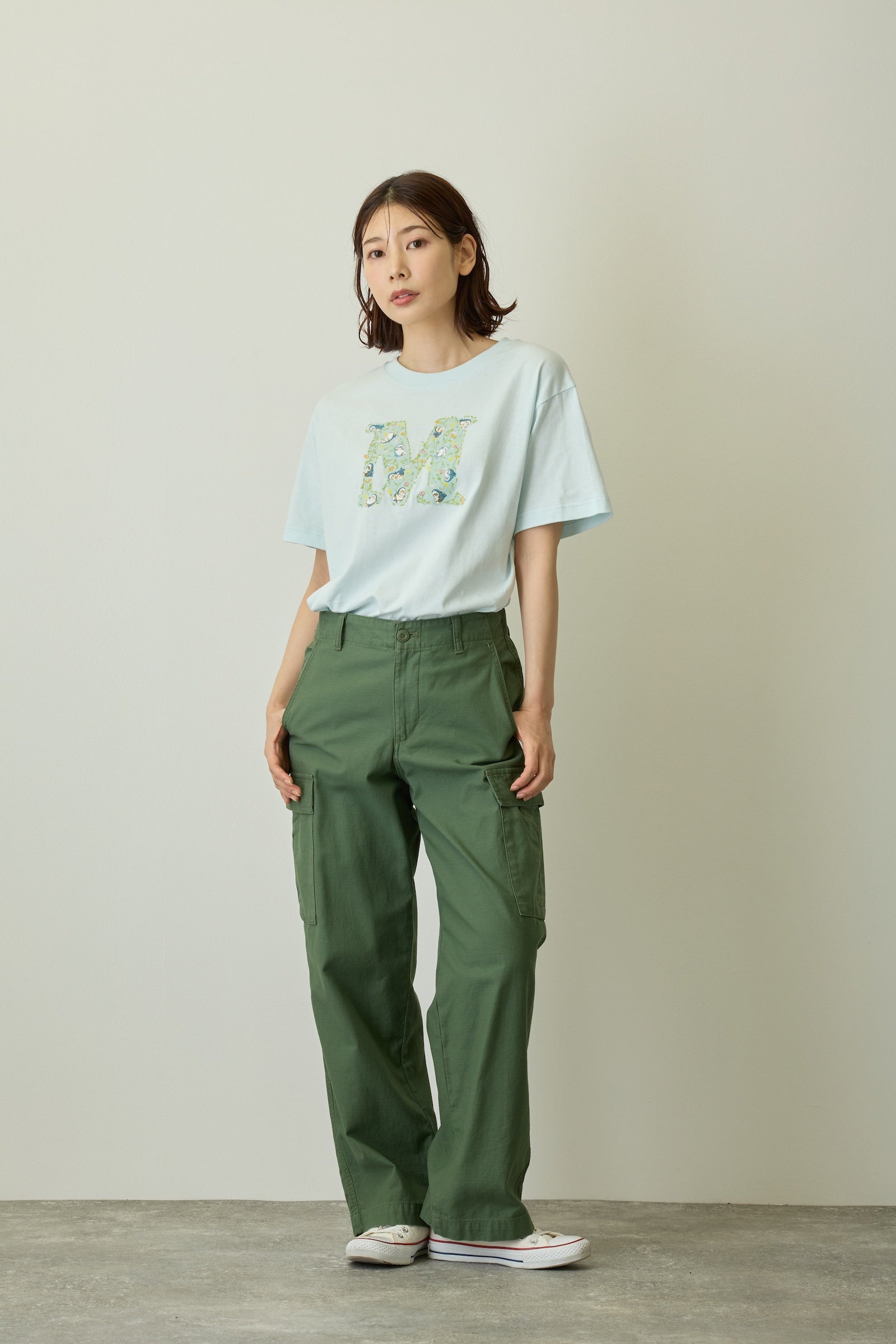 mofusand×日比谷花壇 Tシャツ ボタニカル ペールブルー