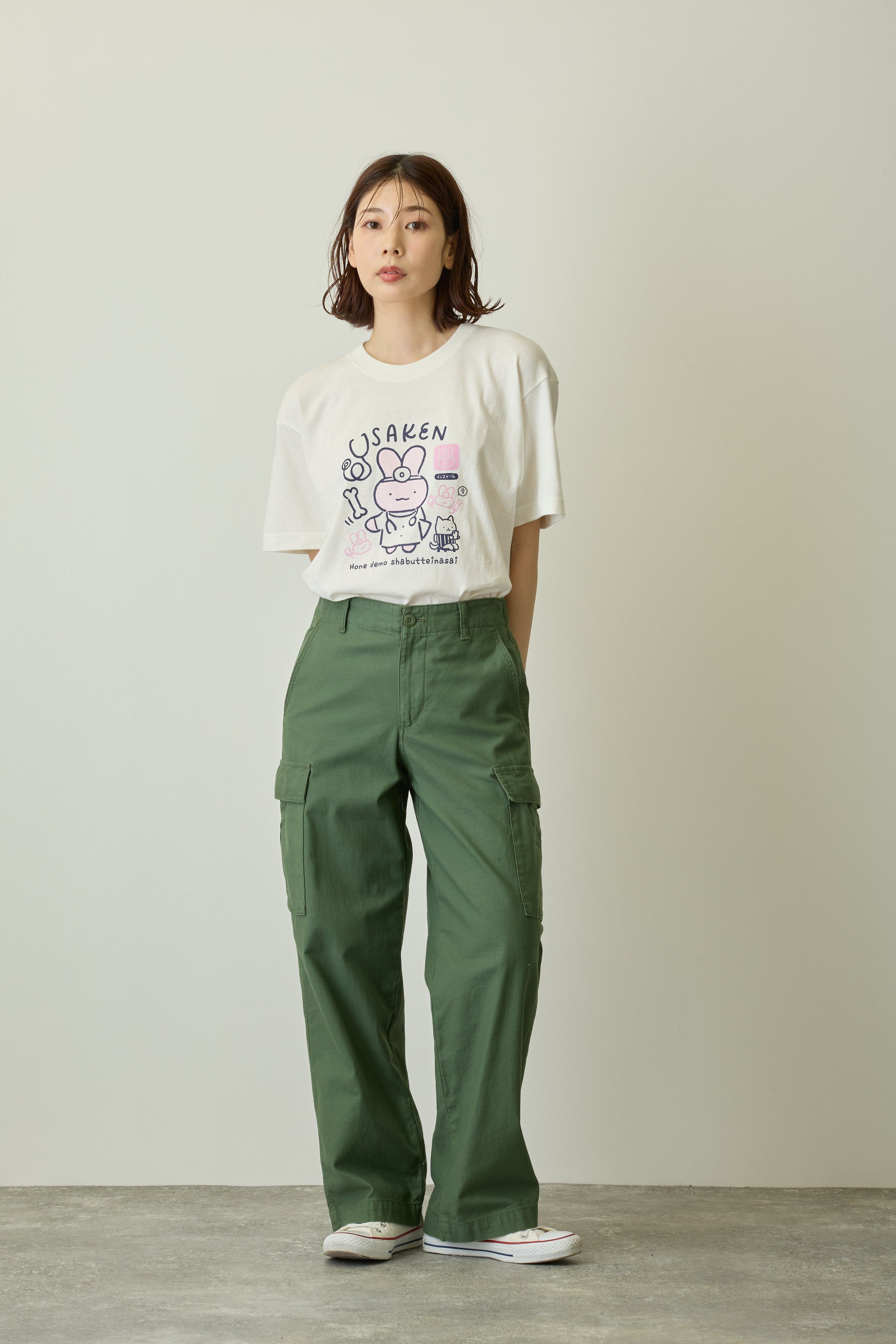 ホワイトタイガーとブラックタイガー Tシャツ USAKEN バニラホワイトの