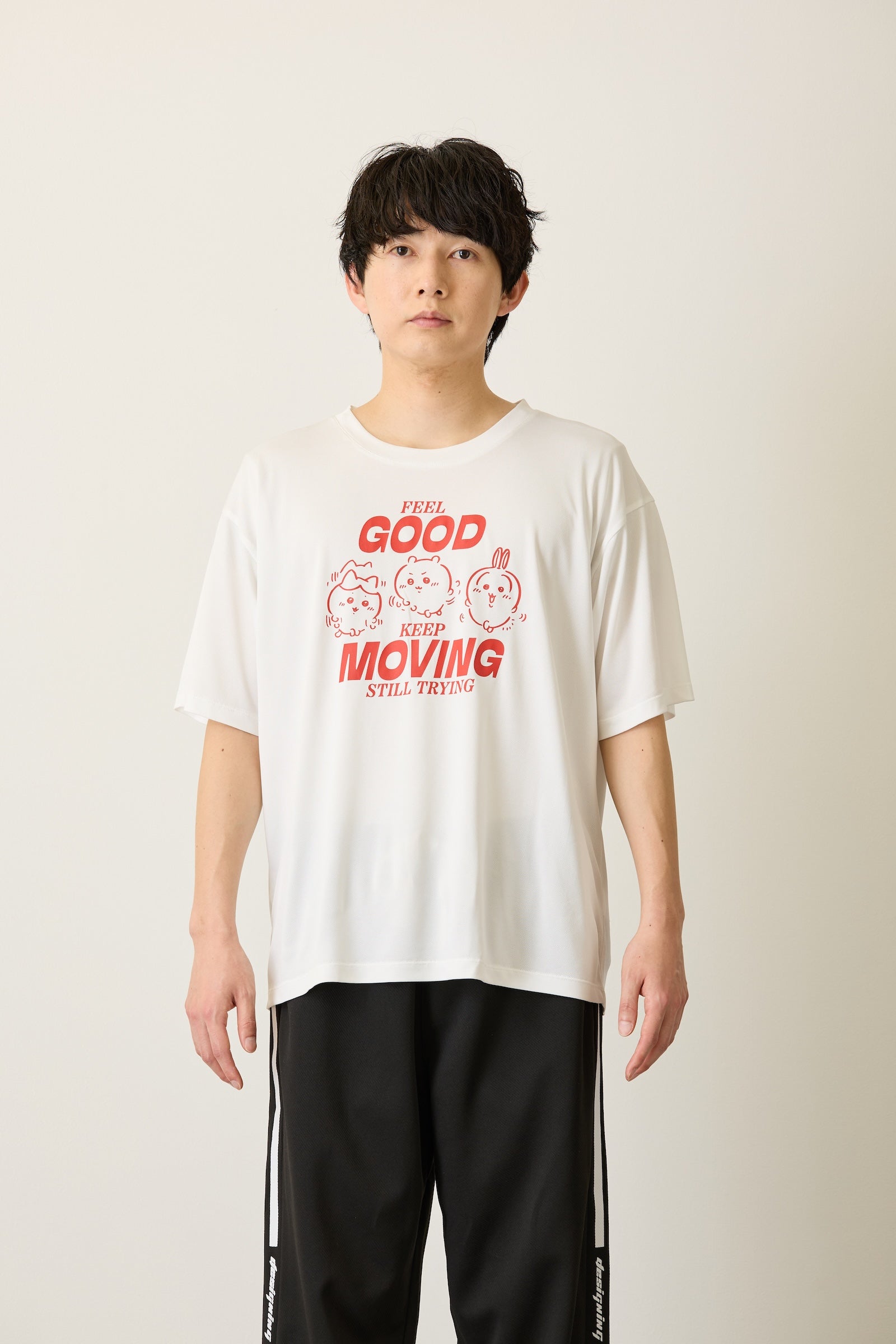 ちいかわ ドライTシャツ MOVE みんな ホワイト