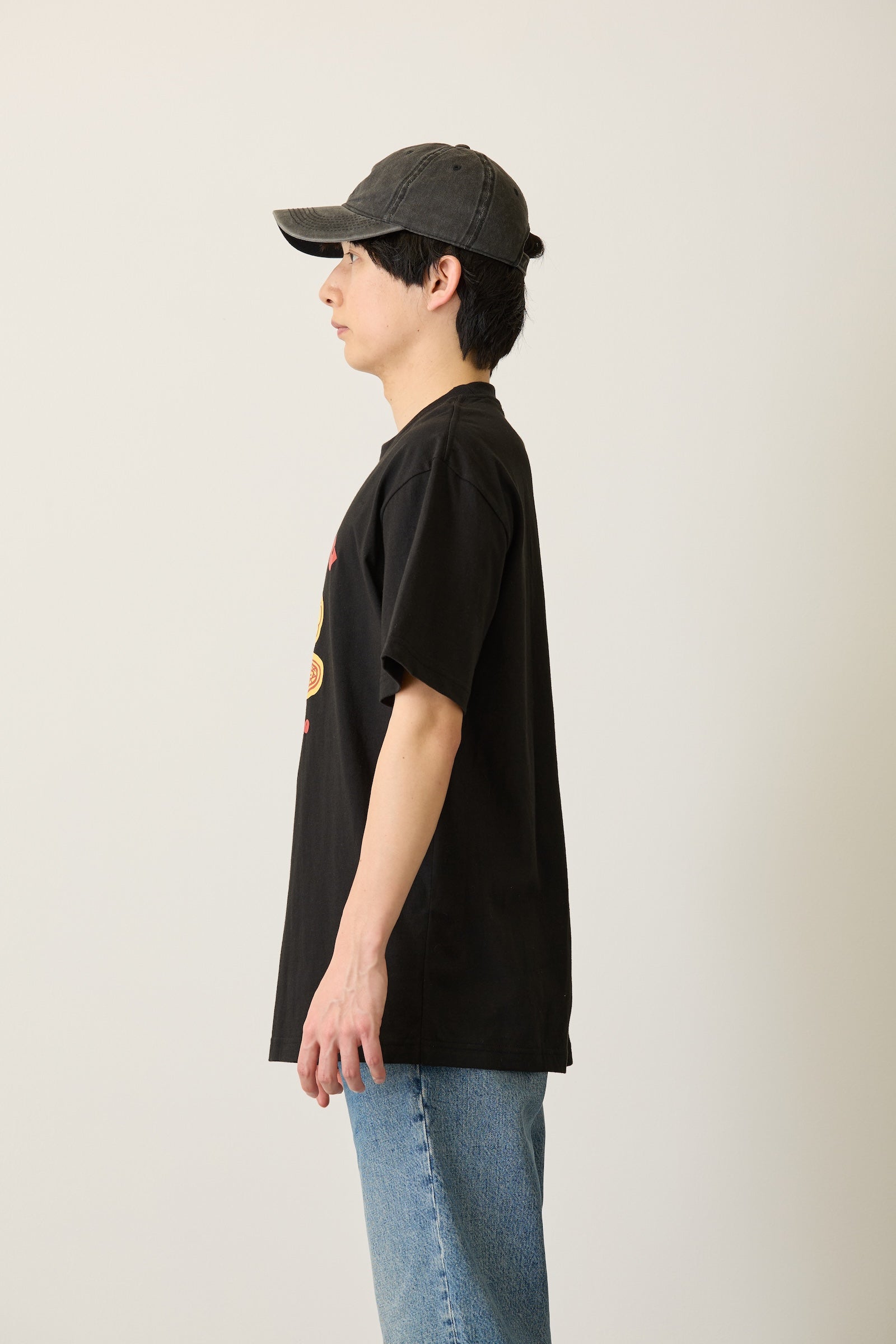 ちいかわ パックTシャツ 焼肉/屈伸 ブラック/オートミール