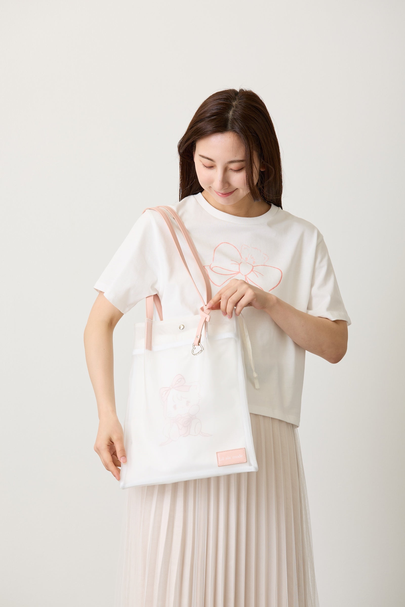 Lil ala mode メッシュバッグ ムース ホワイト