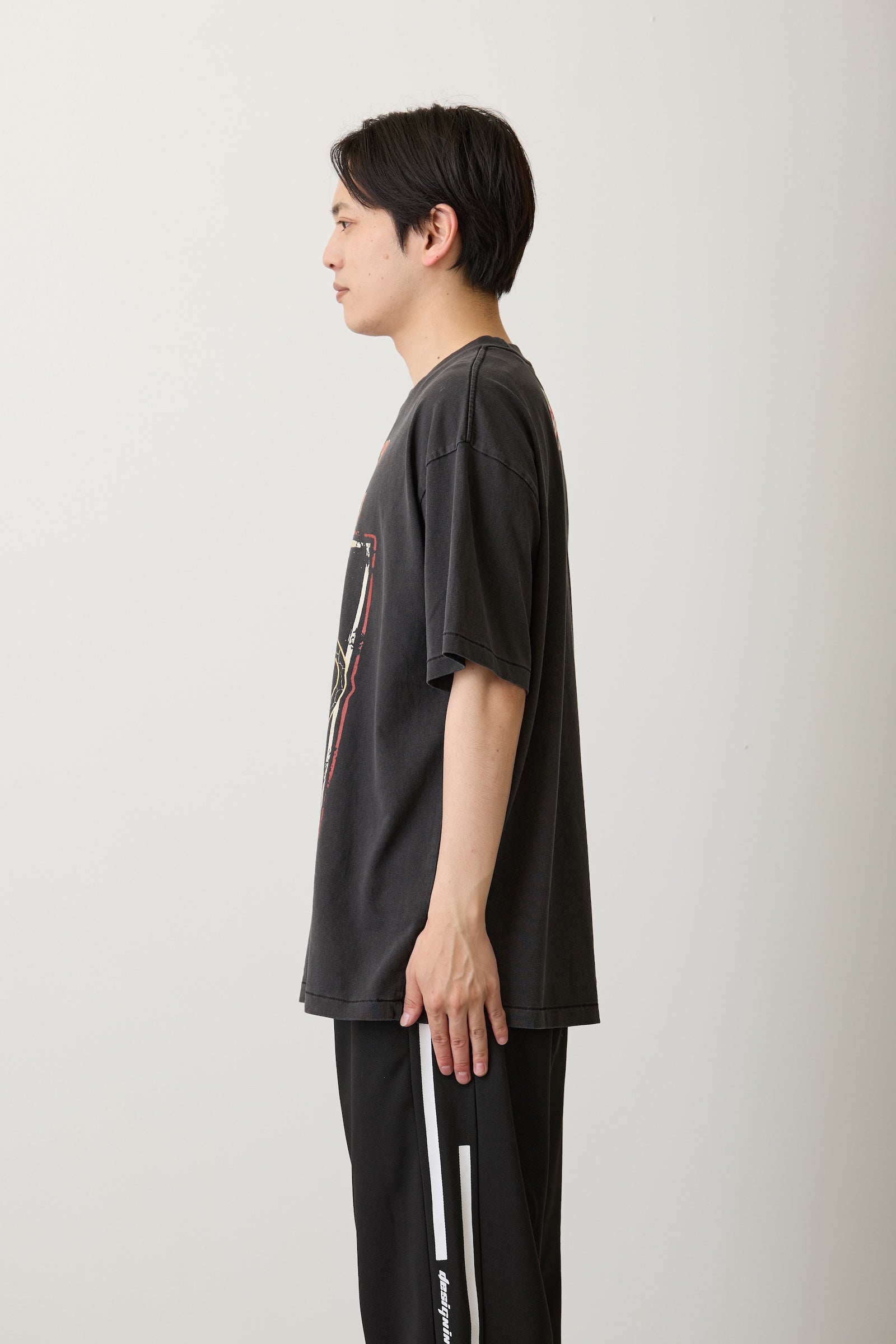 【7月中旬以降お届け】ビッグカツ Tシャツ 駄菓子ロック ブラック