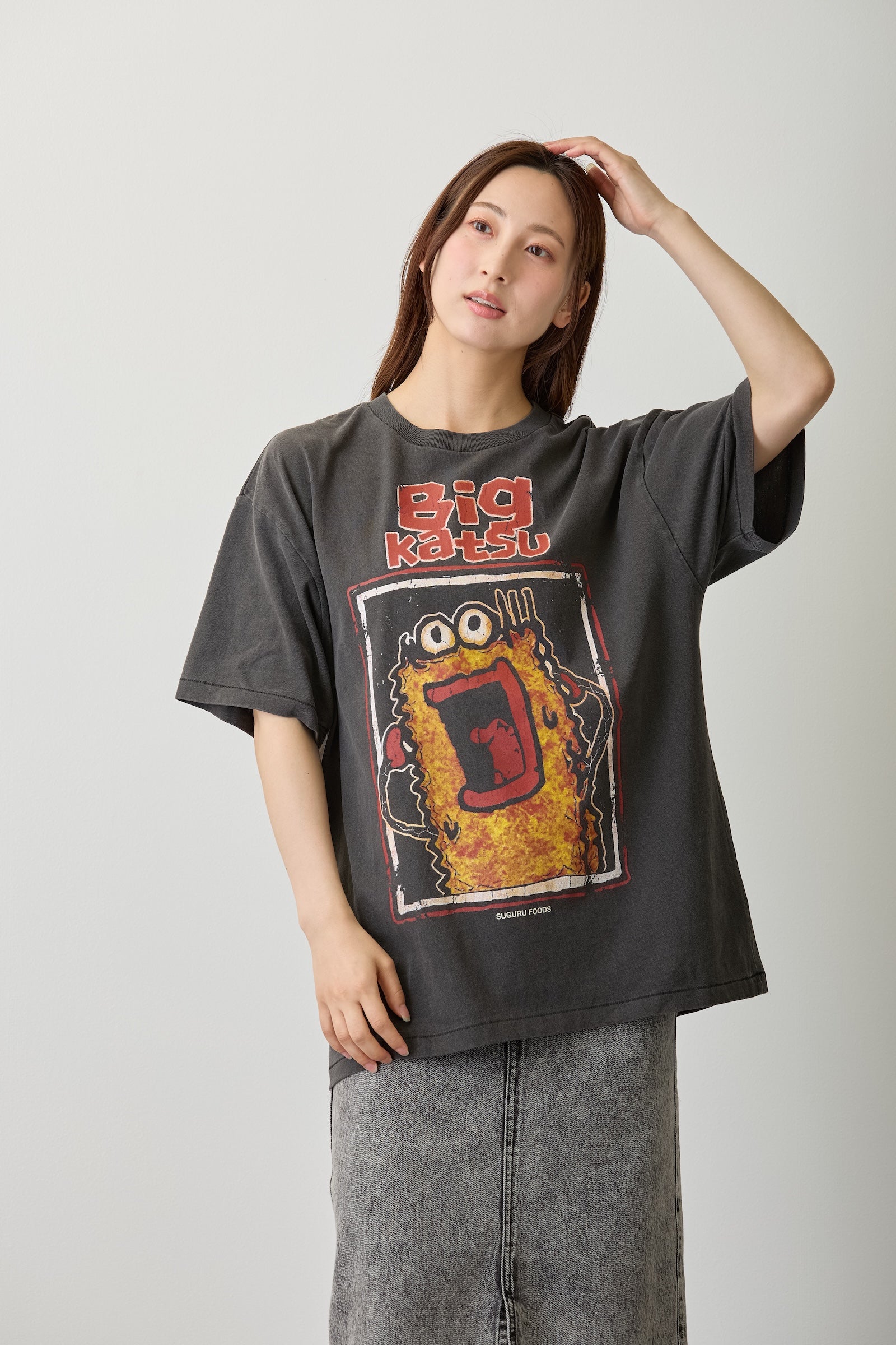 【7月中旬以降お届け】ビッグカツ Tシャツ 駄菓子ロック ブラック