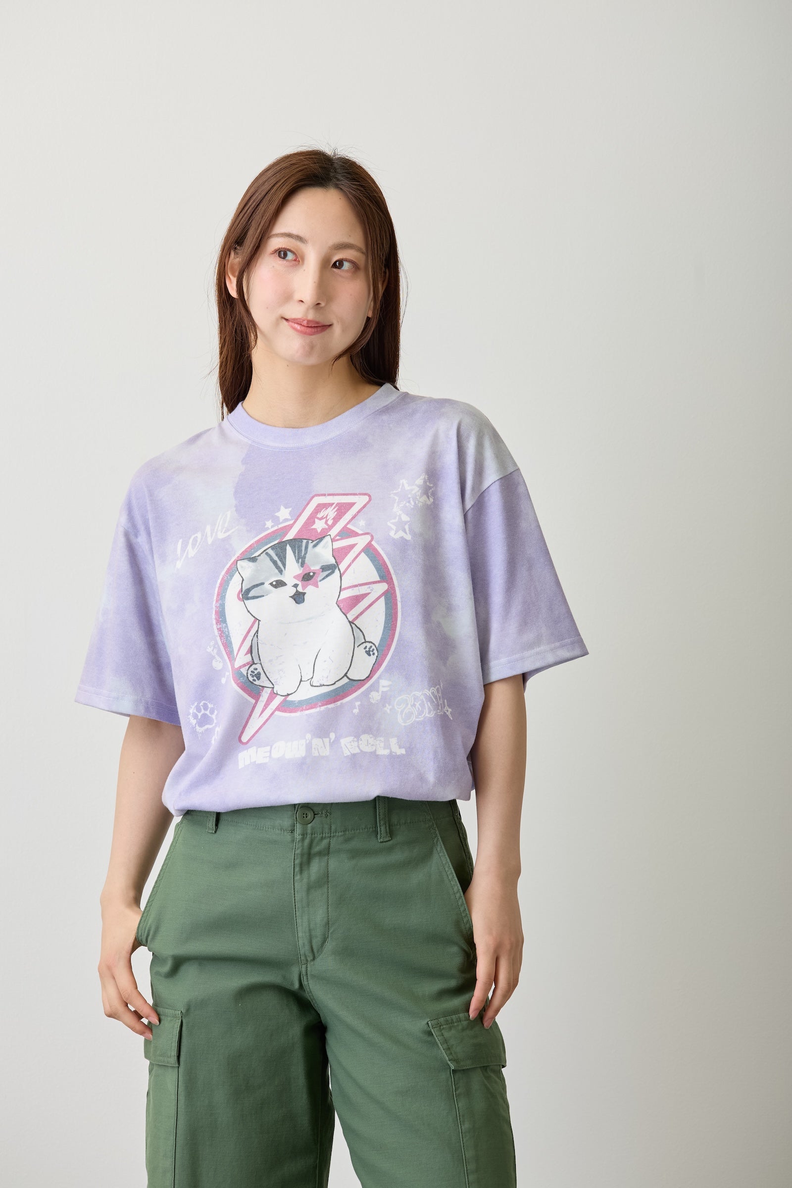 【7月中旬以降お届け】mofusand  Tシャツ MEOW’N’ROLL パープル
