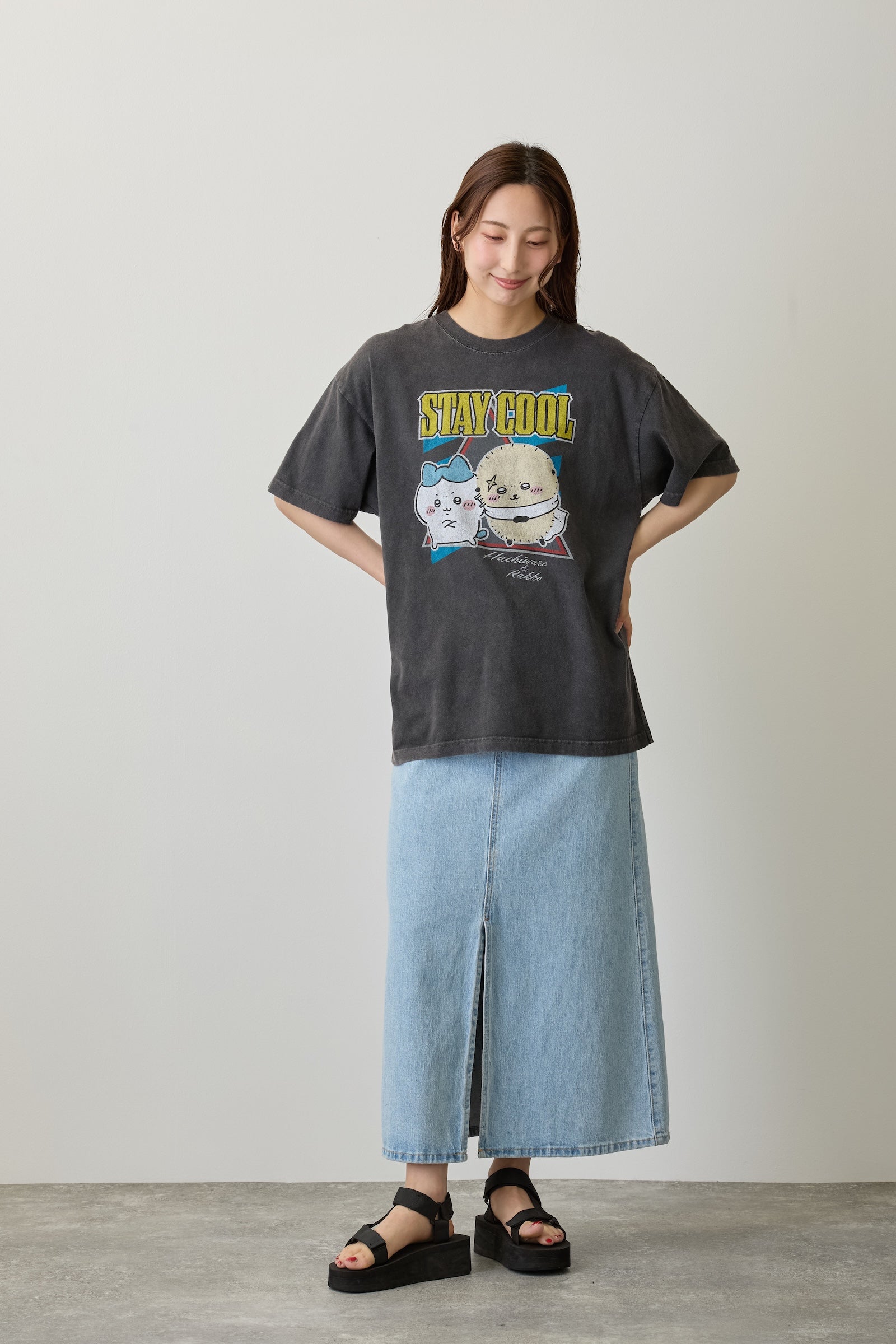 【7月中旬以降お届け】ちいかわ Tシャツ STAY COOL スミ