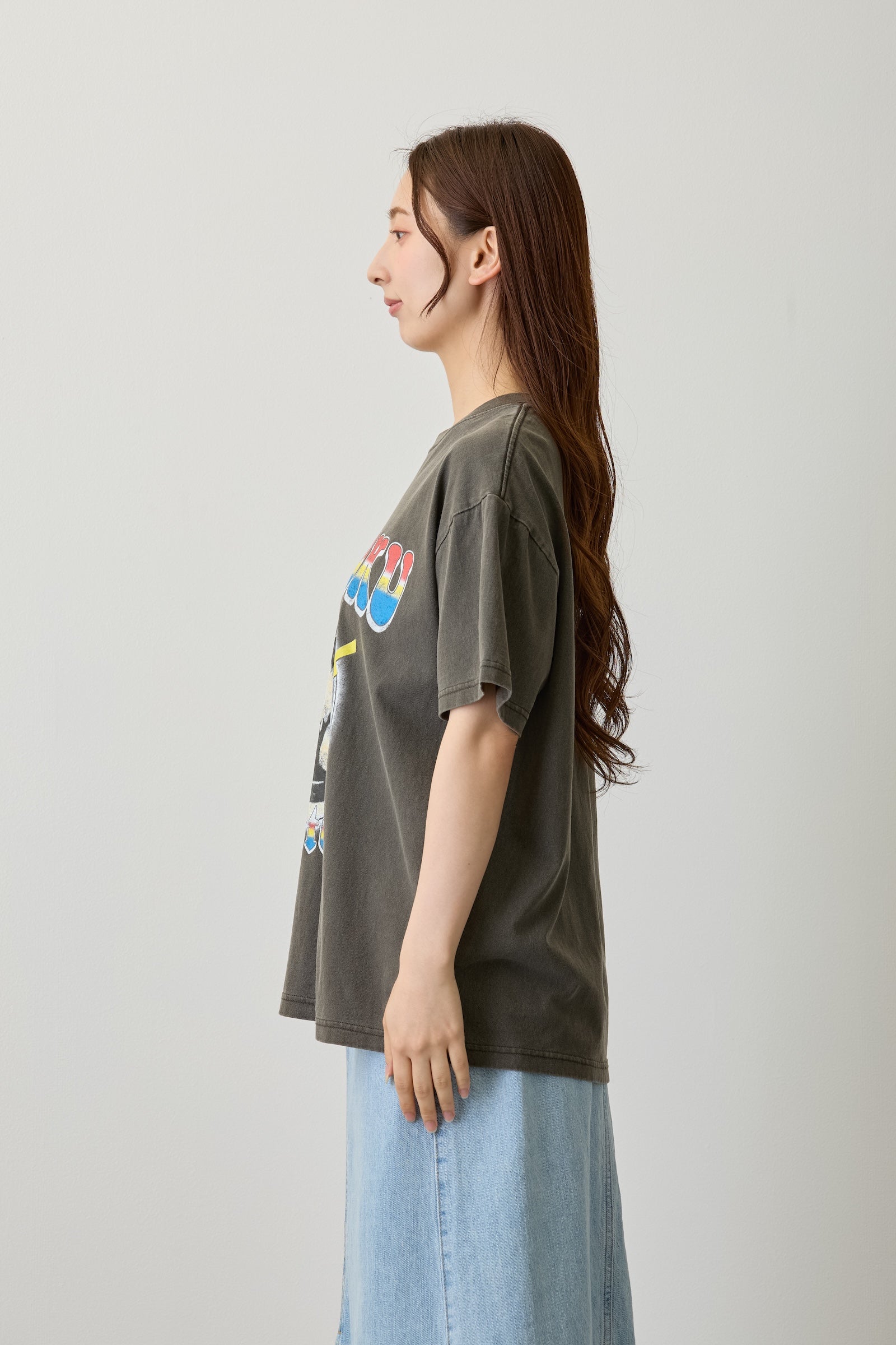 【7月中旬以降お届け】助六の日常 Tシャツ ロックな助六 スミ