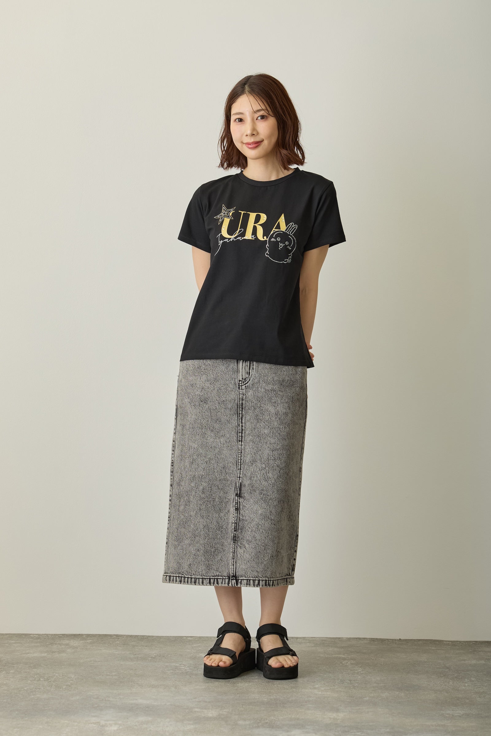 ちいかわ 箔プリントTシャツ DECO(みんな) ホワイト