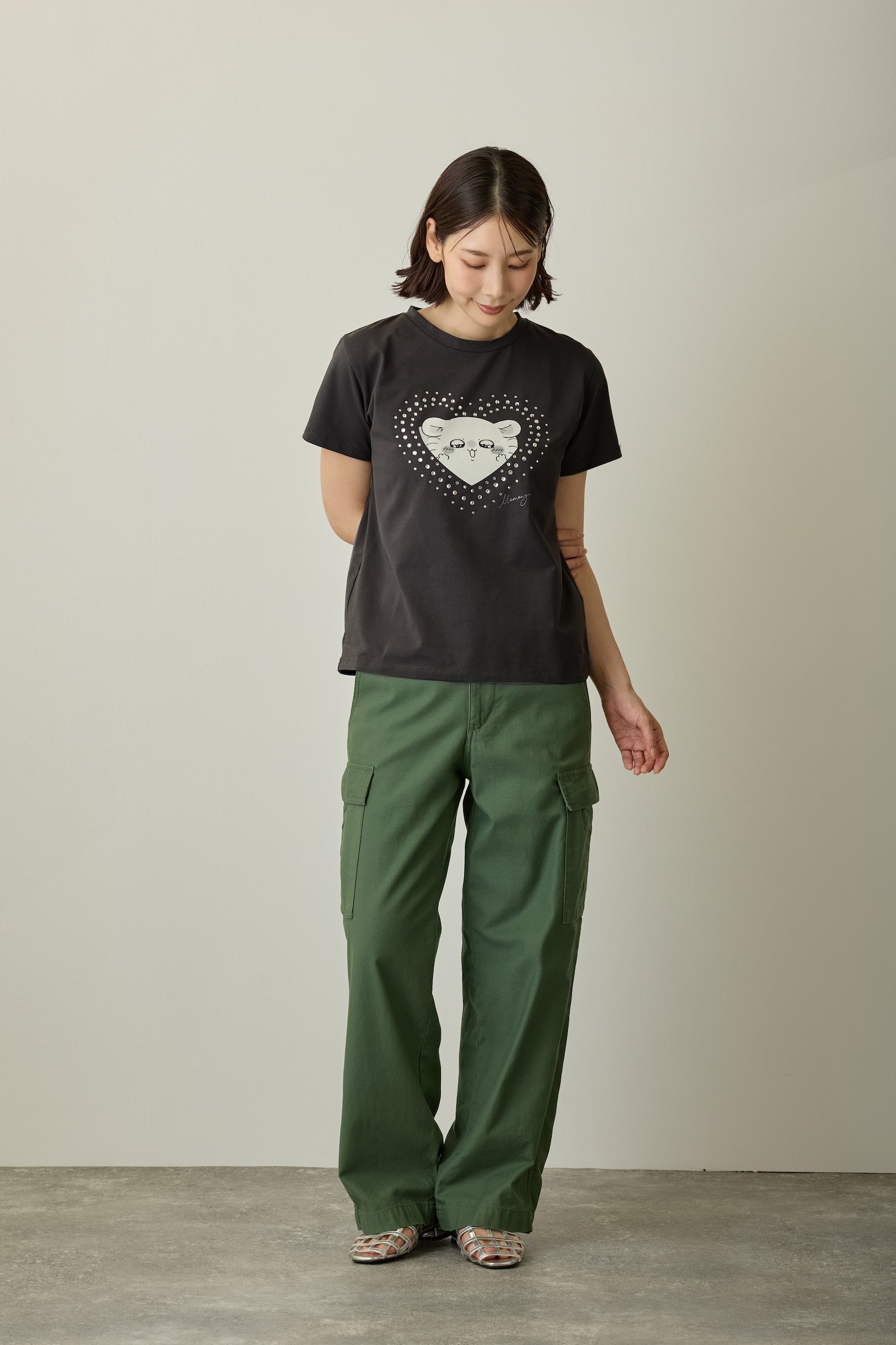 ちいかわ ラインストーンTシャツ DECO(モモンガ) スミクロ