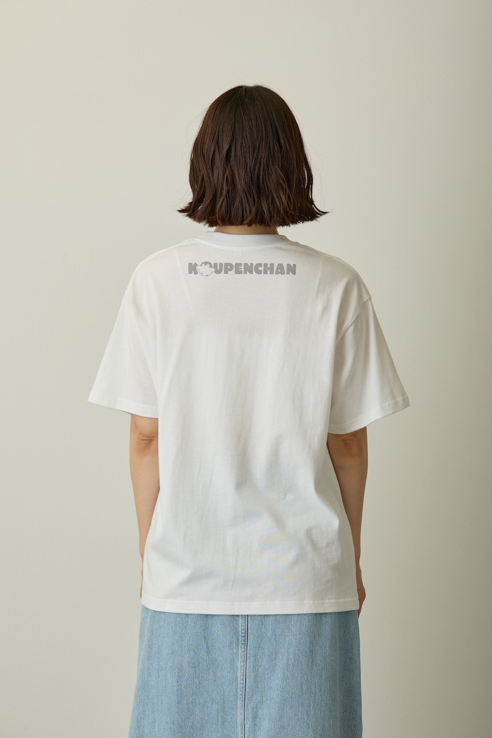コウペンちゃん Tシャツ ぎゅっ ホワイト