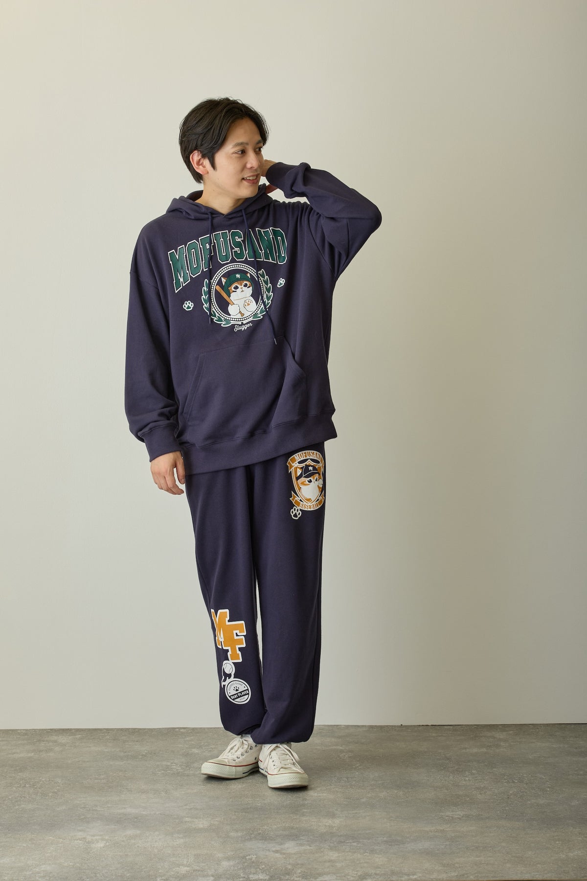 mofusand スウェットパーカー Slugger  ネイビー