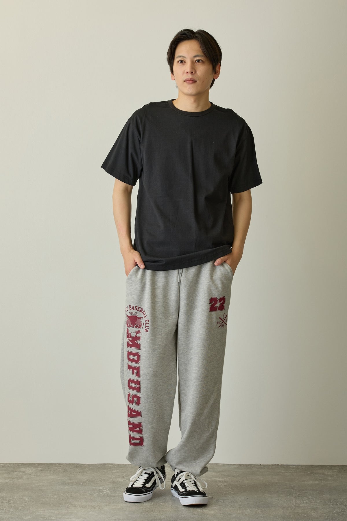 mofusand スウェットパンツ nyaice hit! モクグレー