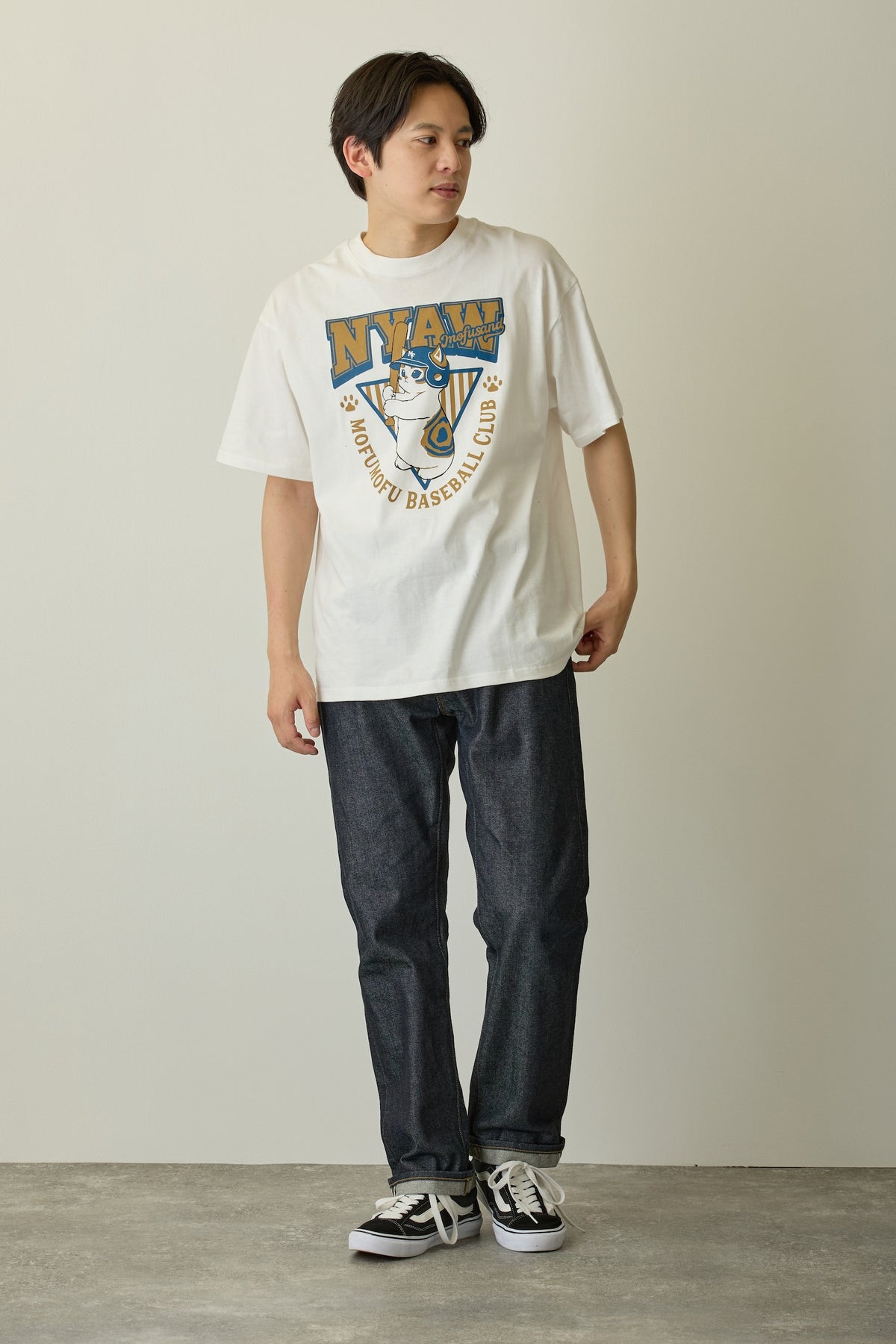 mofusand Tシャツ NYAW  ホワイト
